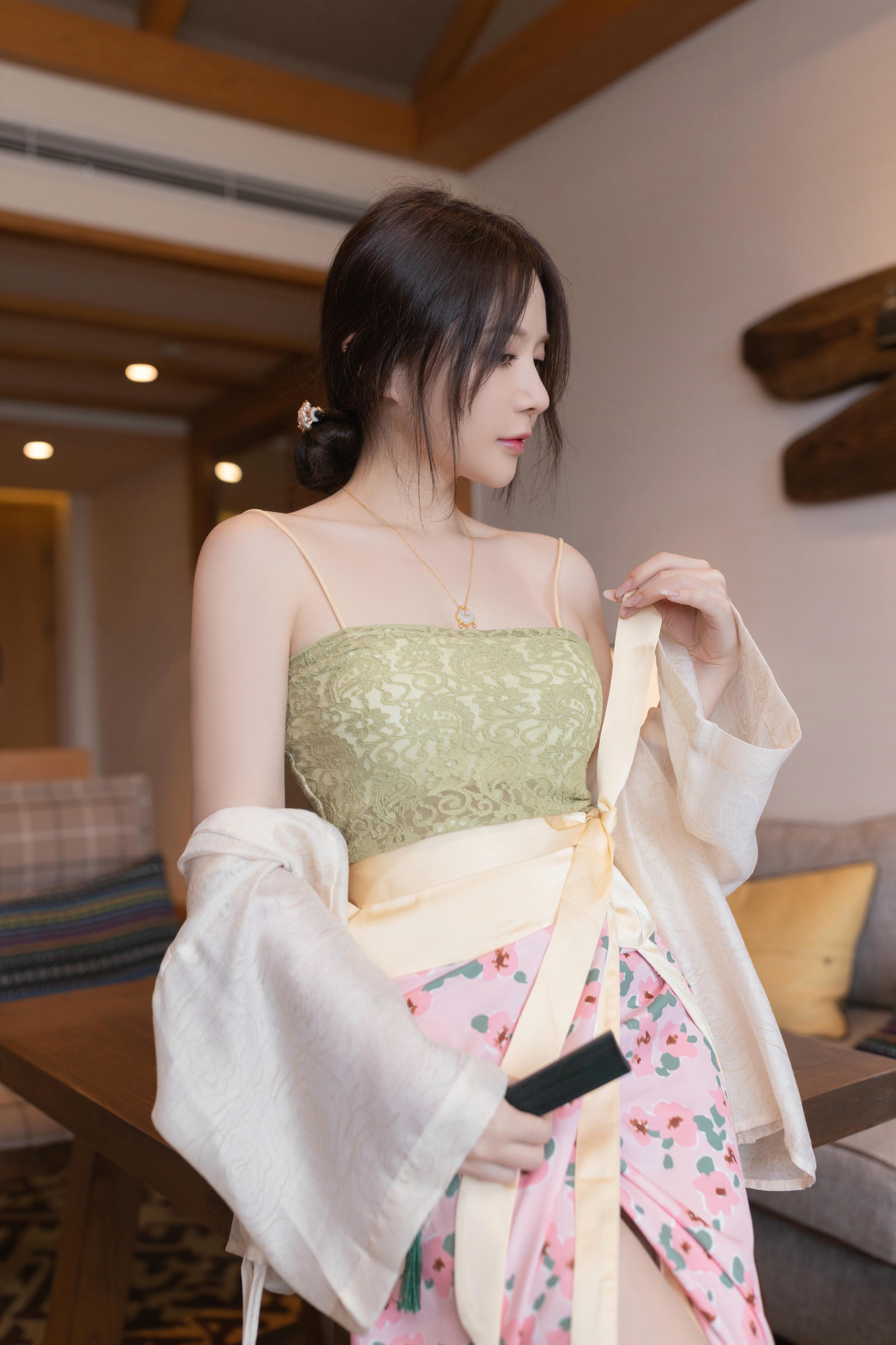 [秀人网] .B150 秀人番外 鱼子酱#[118P]-1