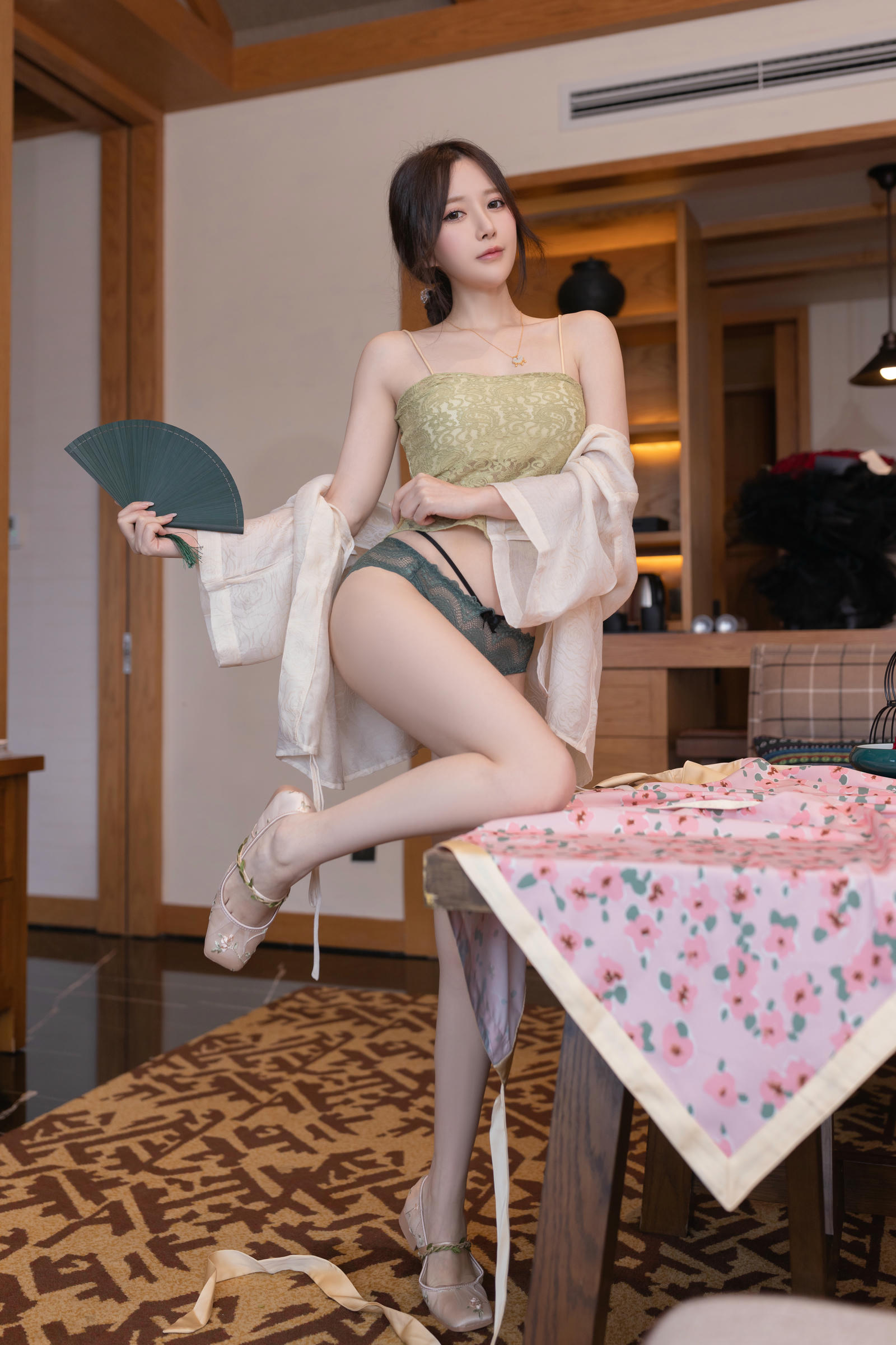 [秀人网] .B150 秀人番外 鱼子酱#[118P]-17
