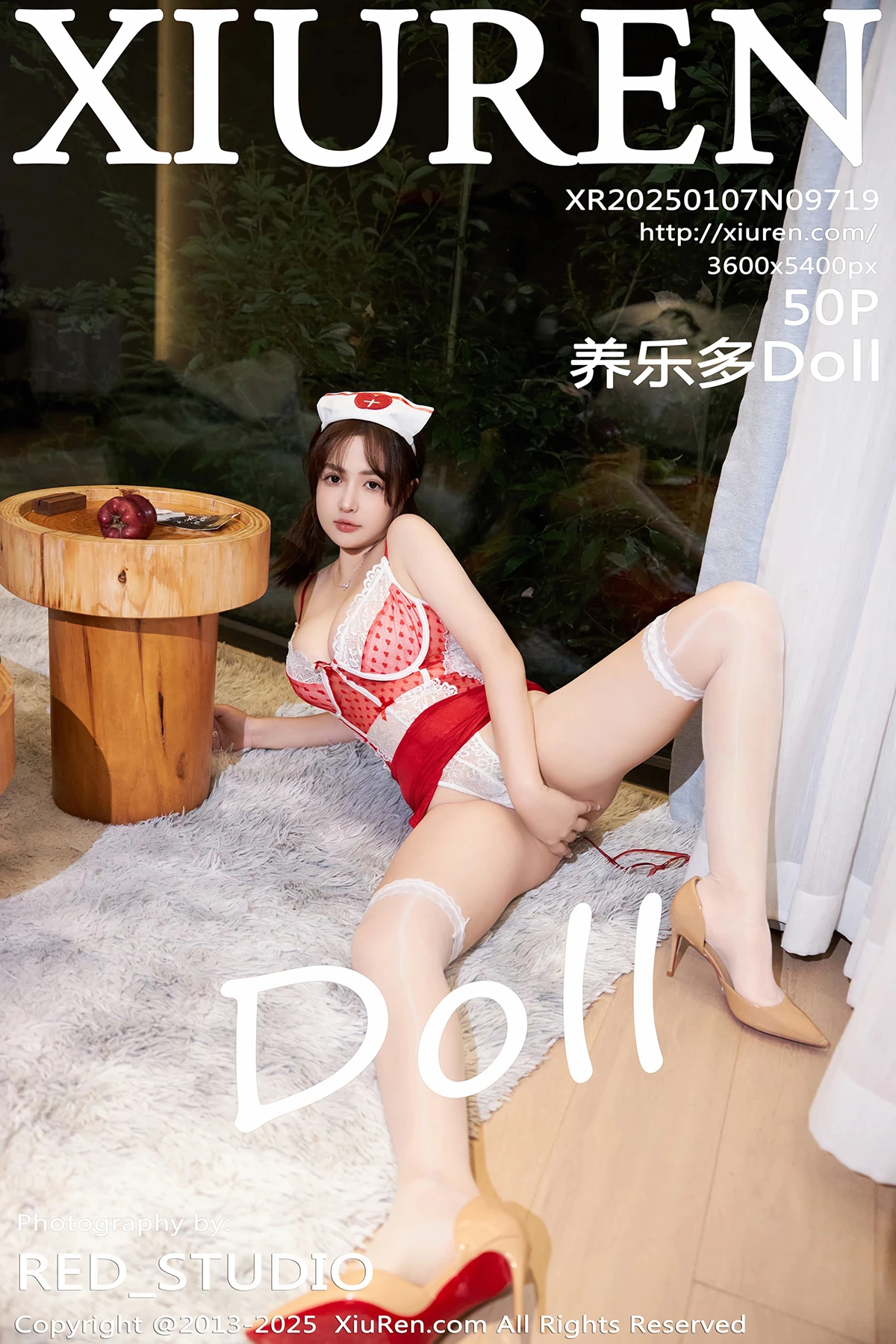 [秀人网] 2025.01.07 No.9719 养乐多Doll