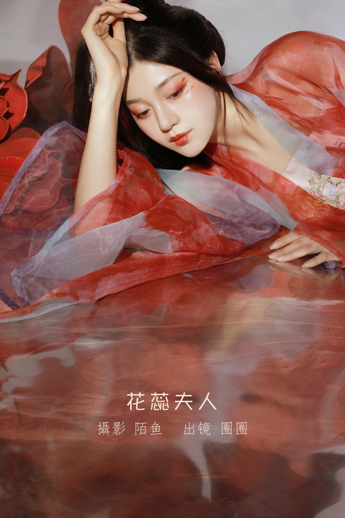 [艺图语] 2023.01.09 Vol.2873 – 花蕊夫人 小楼