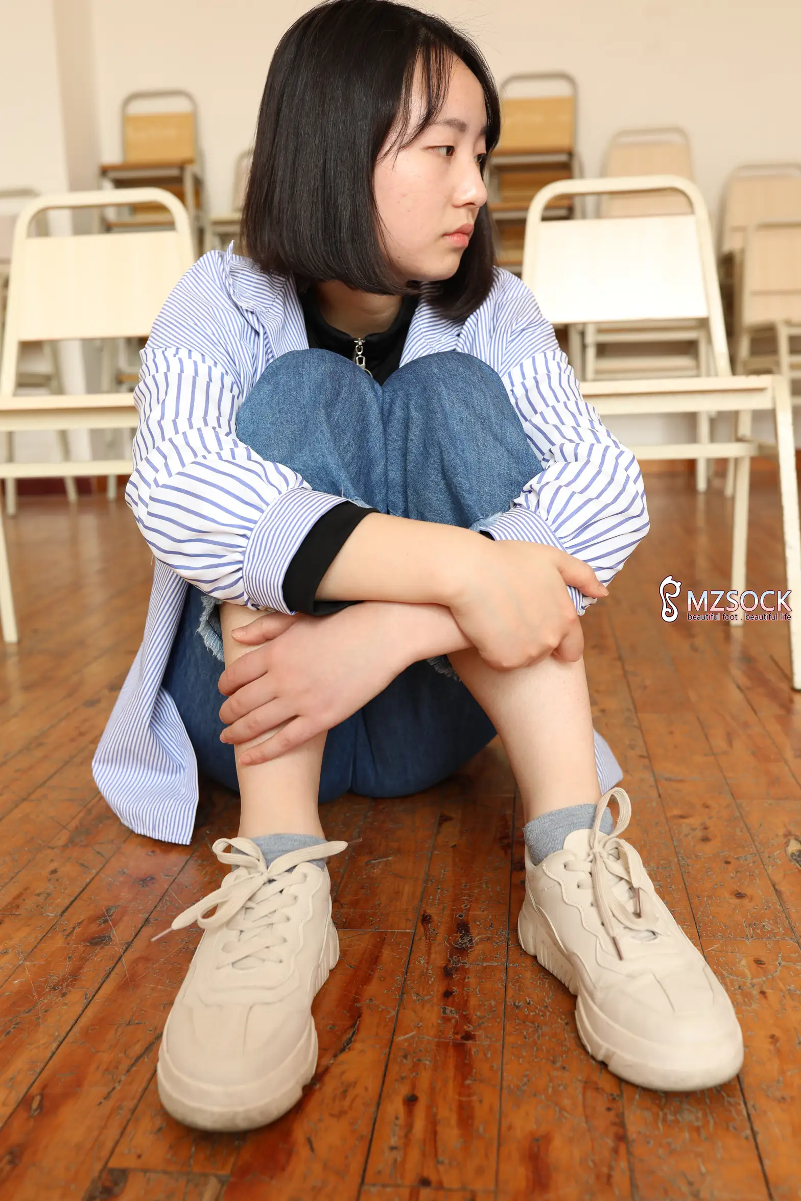 [爱美足] 爱美足 NO.001 肖弧#[74P]-2