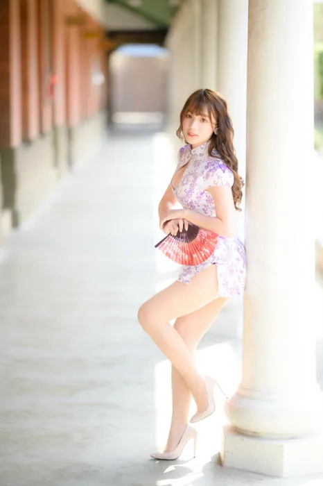 [爱美足] NO.040 Listening 旗袍絲襪高跟美腿外拍 街拍#[87P]-2