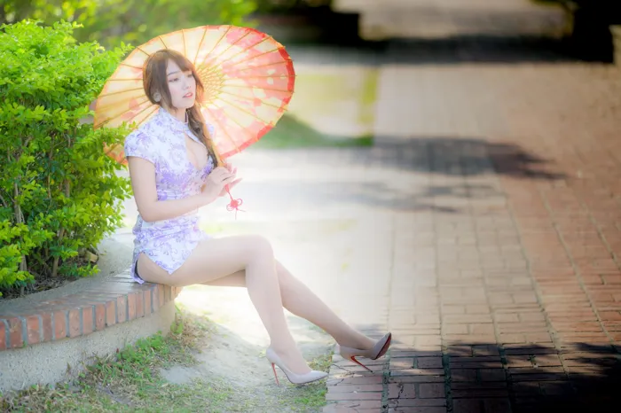 [爱美足] NO.040 Listening 旗袍絲襪高跟美腿外拍 街拍#[87P]-1