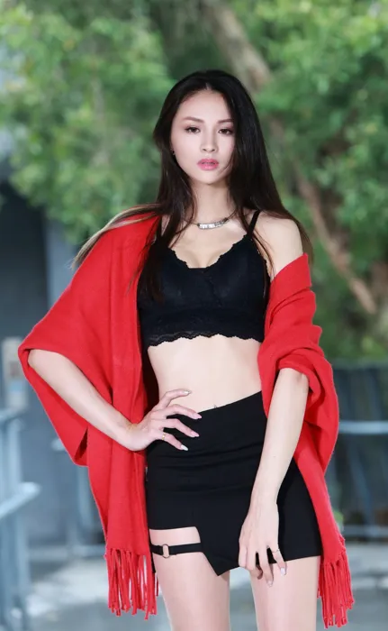 [爱美足] NO.066  萝拉 露肚短裙 高跟美腿旅拍 街拍#[58P]-1
