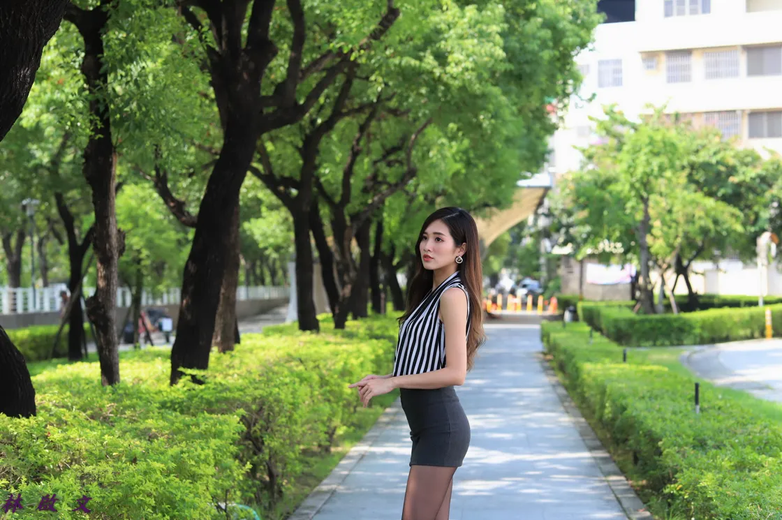 [爱美足] NO.137 张筠 OL黑丝高跟美腿 街拍#[47P]-31