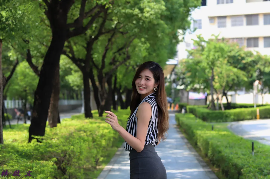 [爱美足] NO.137 张筠 OL黑丝高跟美腿 街拍#[47P]-3