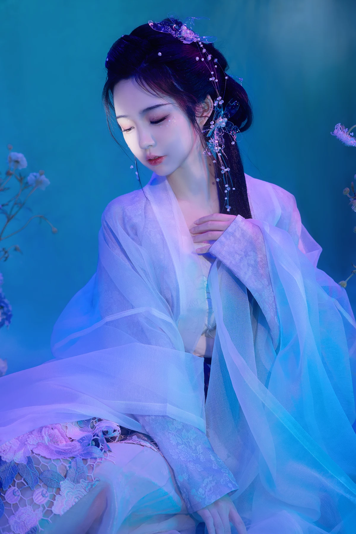 [艺图语] 2023.01.10 Vol.2885 – 她是那一抹蓝 怀里猫ovo#[23P]-11