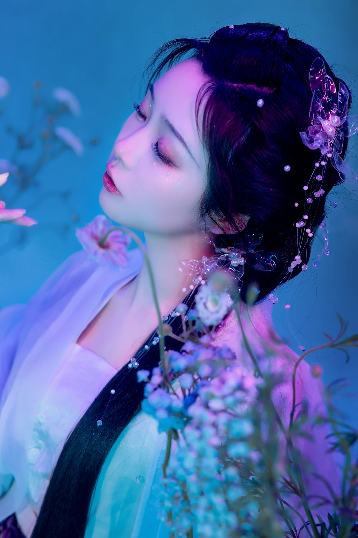 [艺图语] 2023.01.10 Vol.2885 – 她是那一抹蓝 怀里猫ovo#[23P]-12
