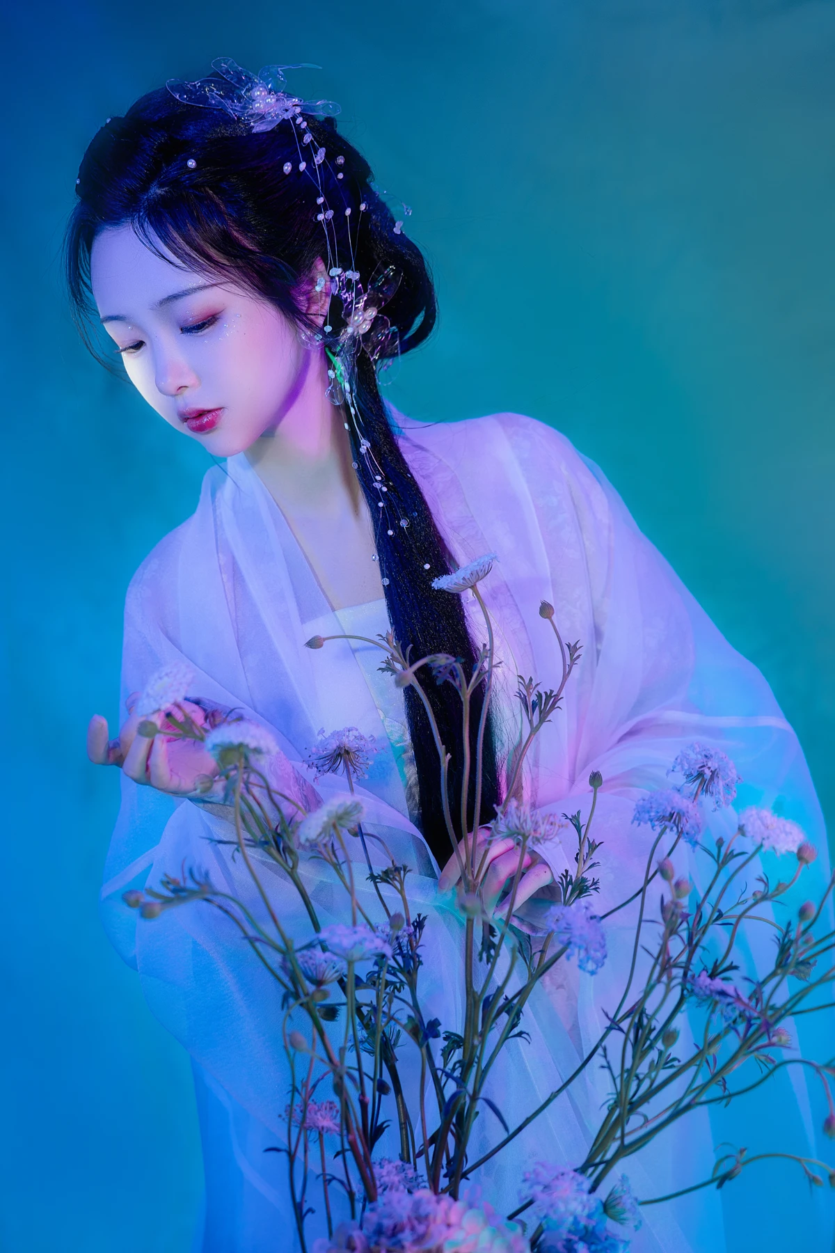 [艺图语] 2023.01.10 Vol.2885 – 她是那一抹蓝 怀里猫ovo#[23P]-20