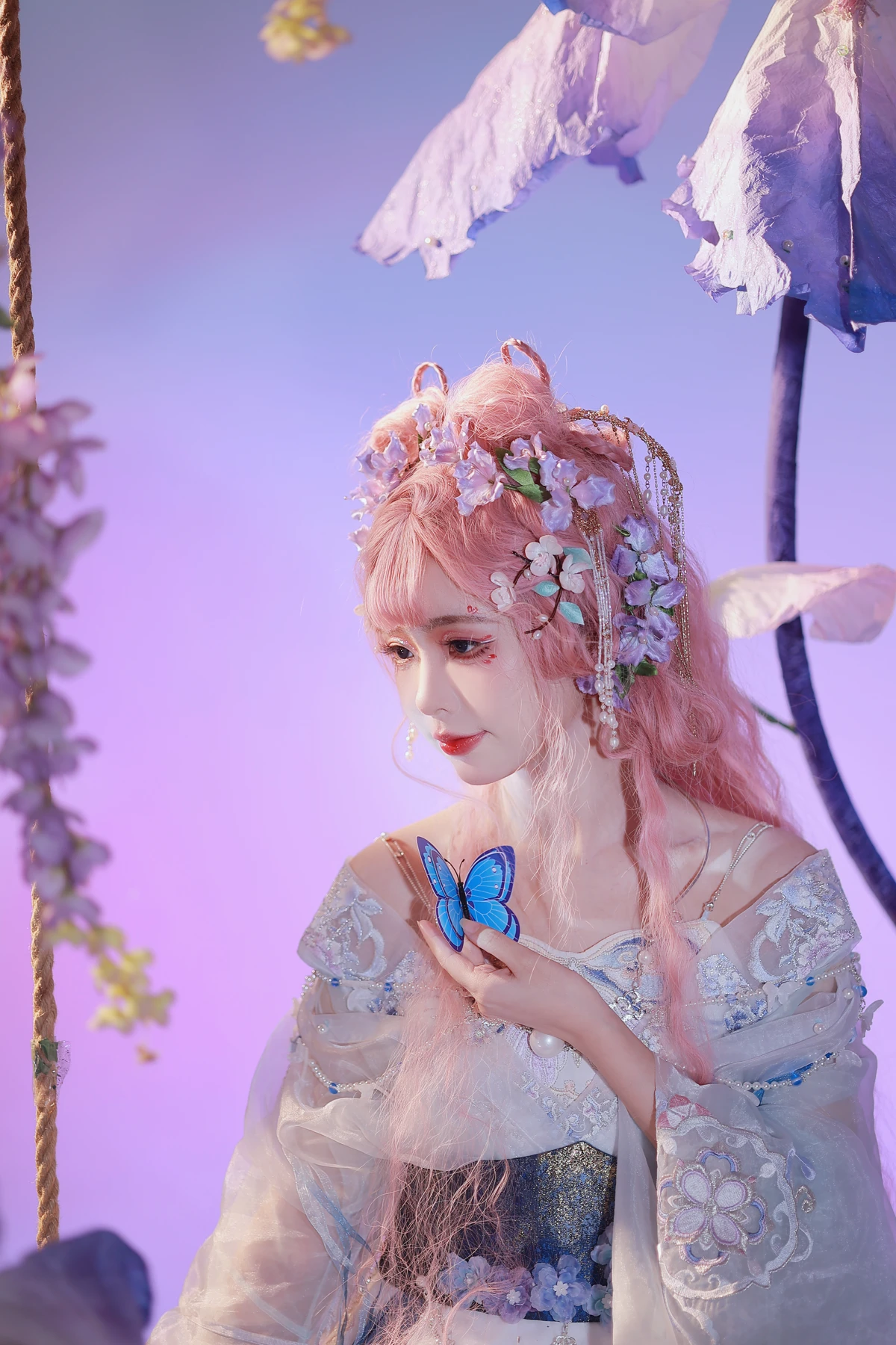 [YITUYU] 2023.01.07 Vol.2857 – Flower Moon Night Butterfly Dream Cat in arms ovo#[22P]-1
