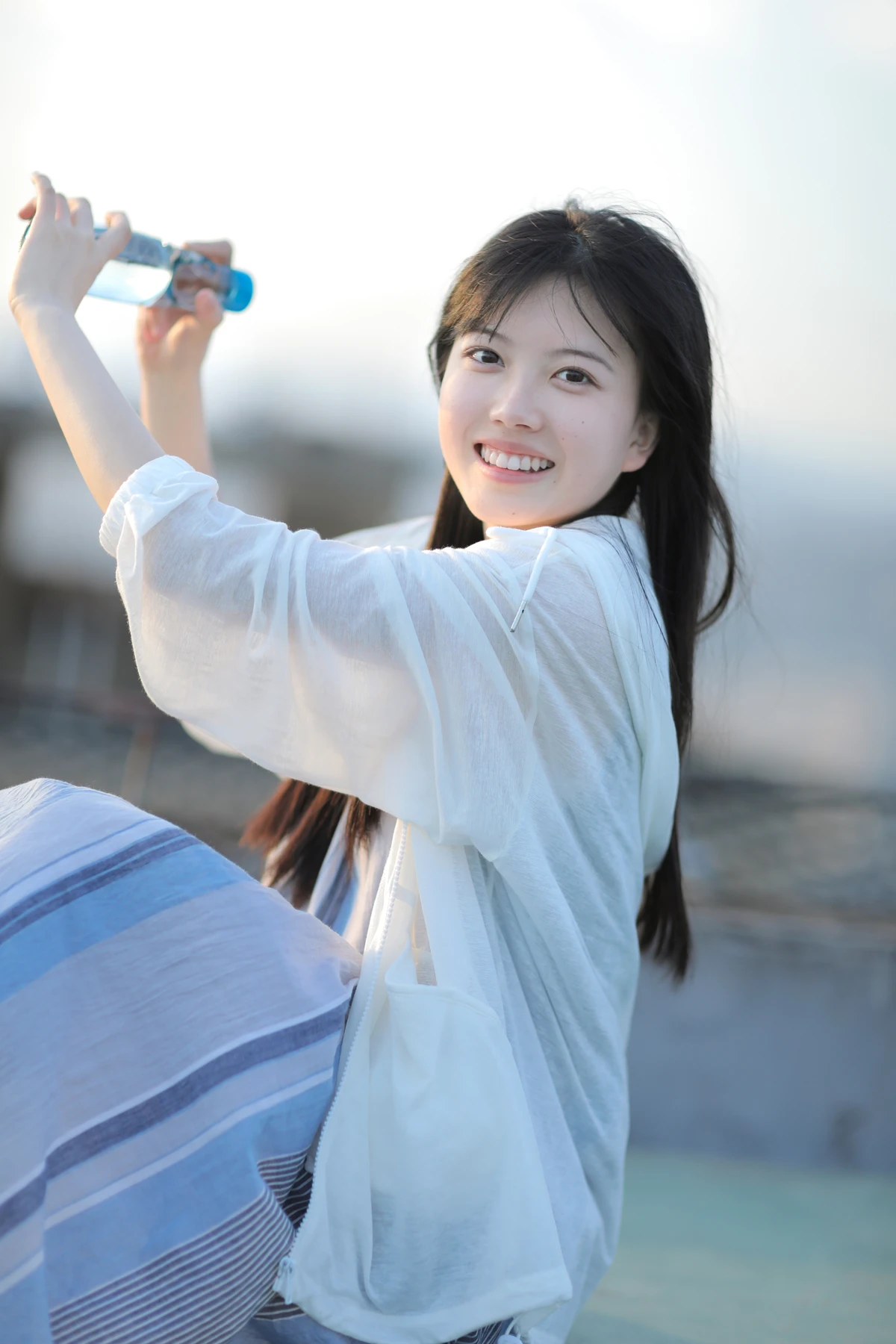 [艺图语] 2023.01.04 Vol.2838 – 与天空合影 秋阳邑禾#[21P]-13