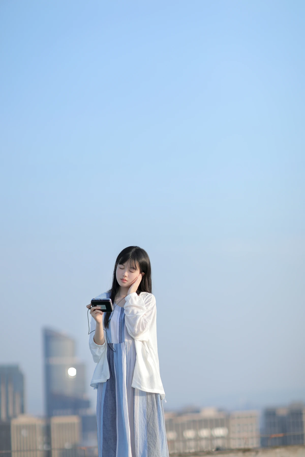 [艺图语] 2023.01.04 Vol.2838 – 与天空合影 秋阳邑禾#[21P]-18