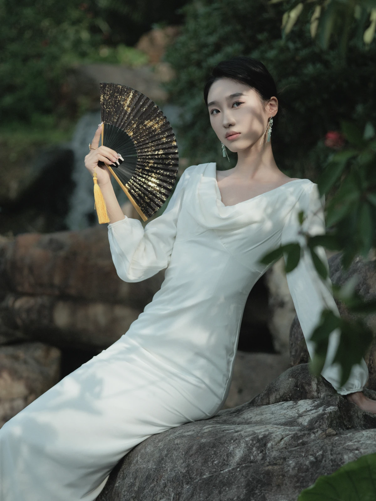 [艺图语] 2022.12.19 Vol.2713 – 落叶飞花 likeu#[47P]-3
