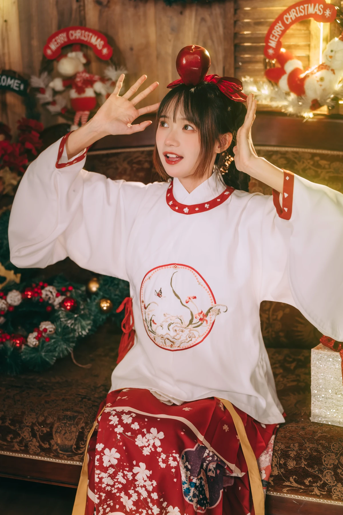 [艺图语] 2022.12.27 Vol.2769 – 汉洋折衷的圣诞 兔子Zzz不吃胡萝卜#[29P]-15