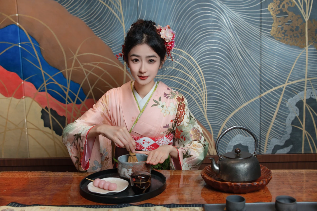 [艺图语] 2022.12.26 Vol.2761 – 和服之女 小泽#[35P]-11