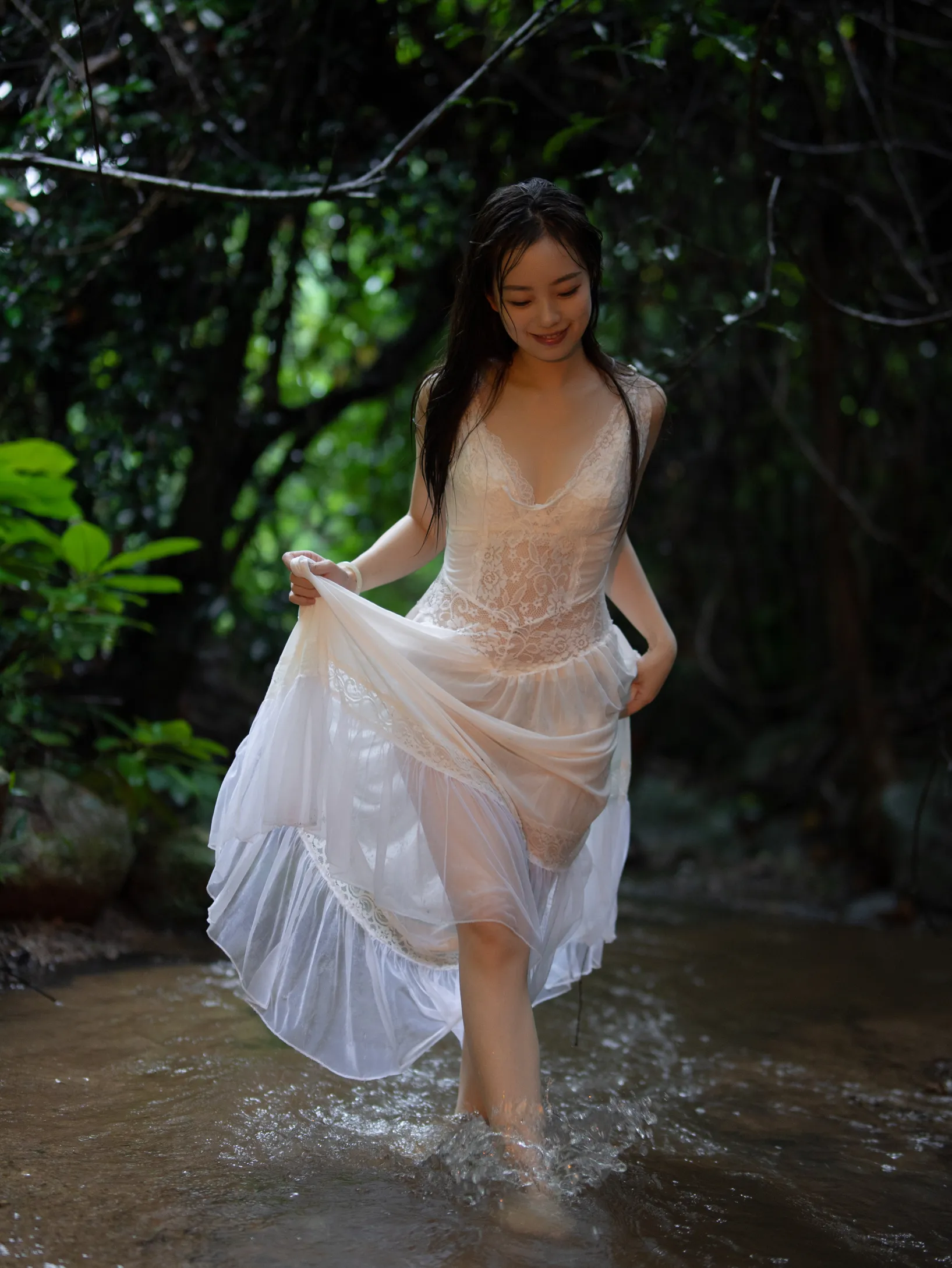 [艺图语] 2022.12.01 Vol.2574 – 溪水流光 QQ#[45P]-4