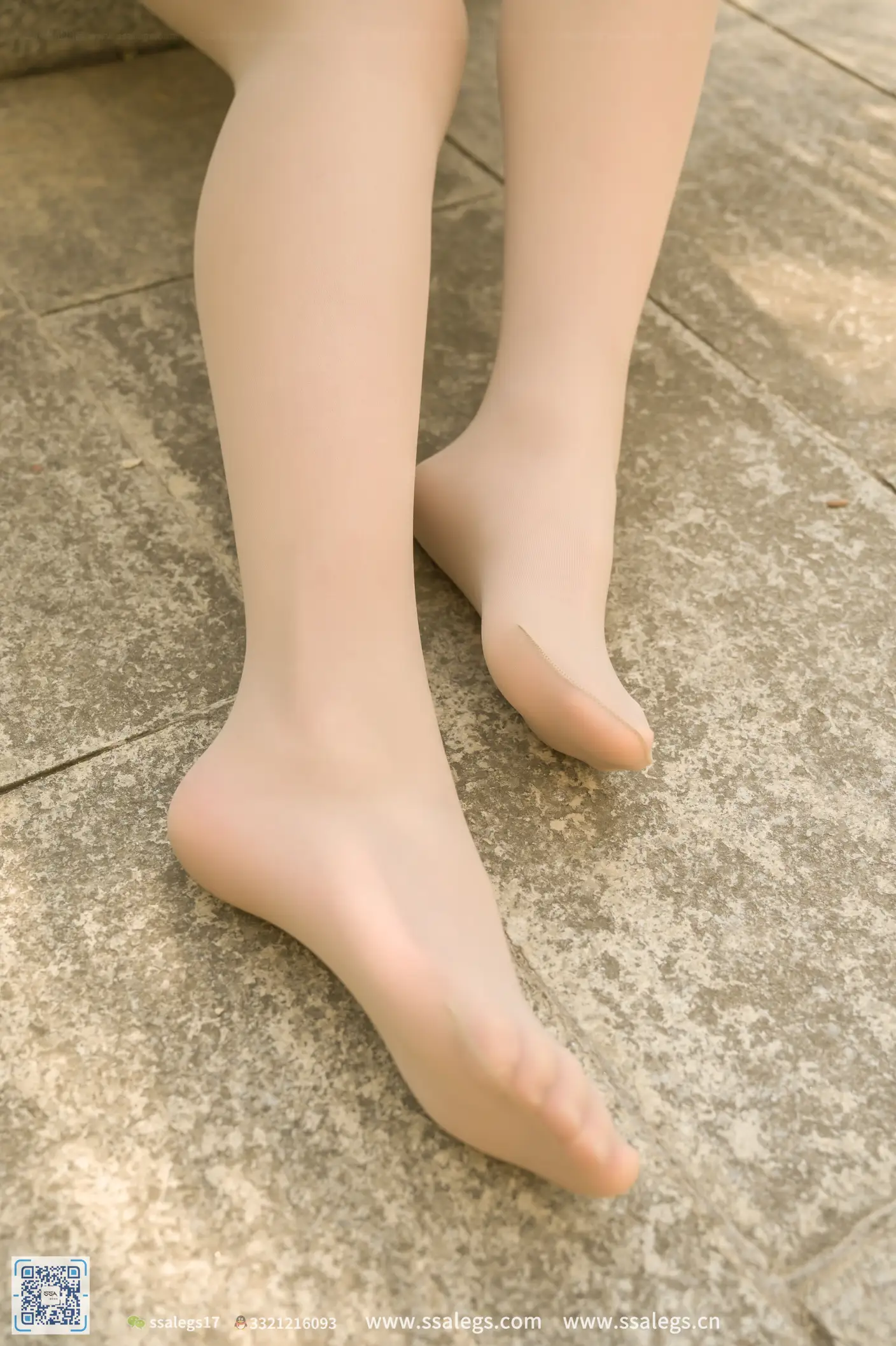 [爱美足] NO.495 君君 外拍写真（上) 丝社#[103P]-10