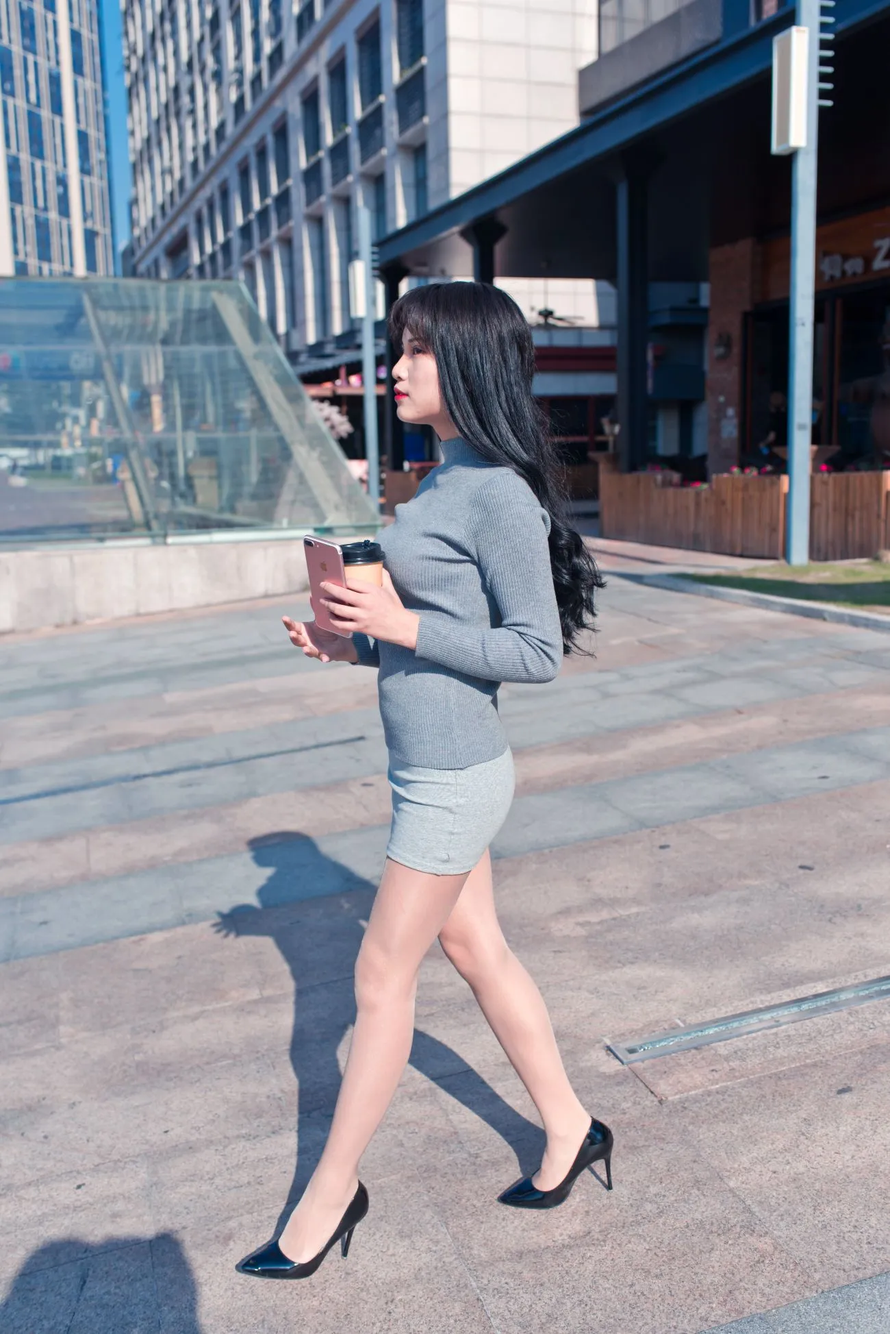 [Mzsock] NO.084 The cute girl in short skirt and silk stockings in the leisure bookstore street photography#[79P]-2