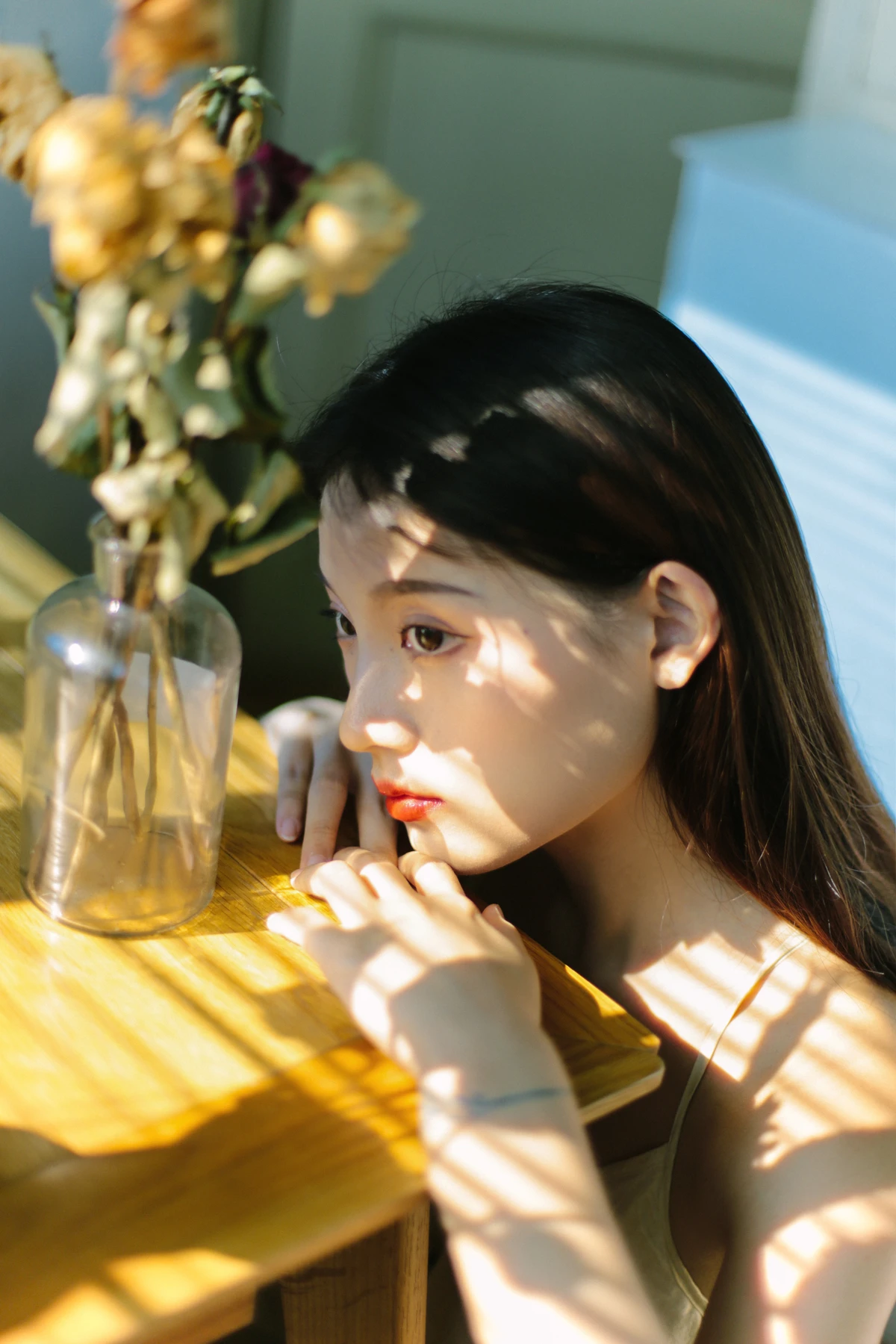 [艺图语] 2022.12.16 Vol.2691 – 光与影 吾蕊#[38P]-17