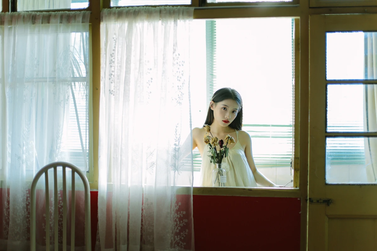 [艺图语] 2022.12.16 Vol.2691 – 光与影 吾蕊#[38P]-21