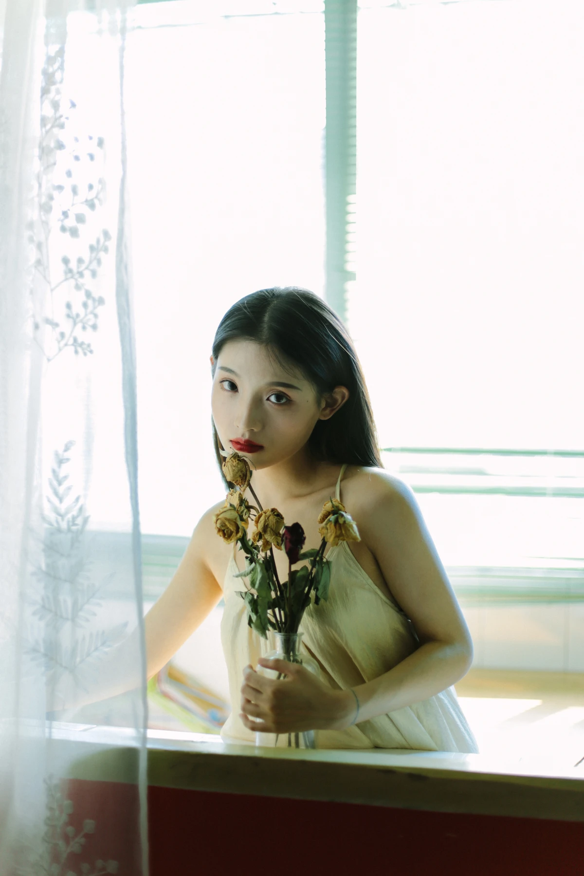 [艺图语] 2022.12.16 Vol.2691 – 光与影 吾蕊#[38P]-24