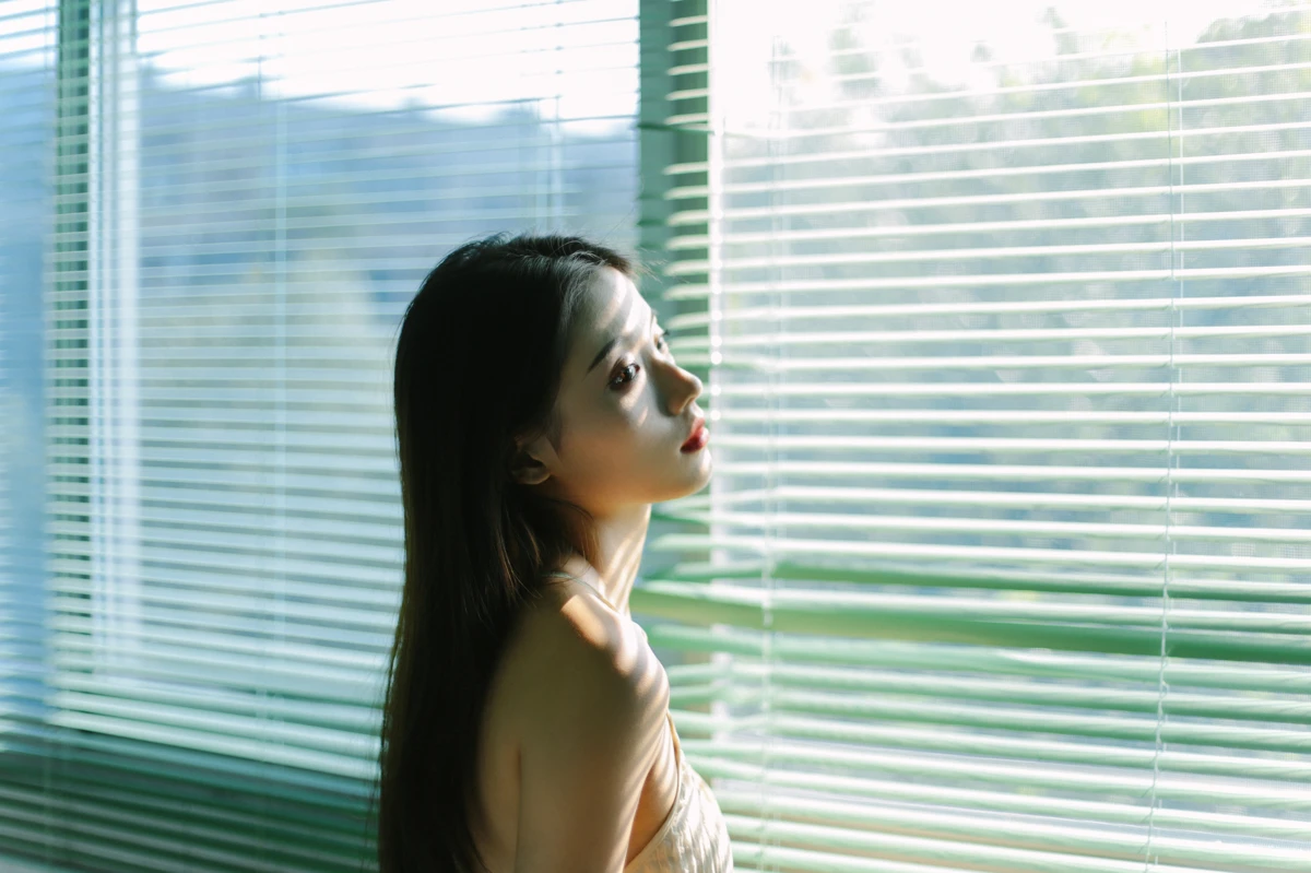 [艺图语] 2022.12.16 Vol.2691 – 光与影 吾蕊#[38P]-1