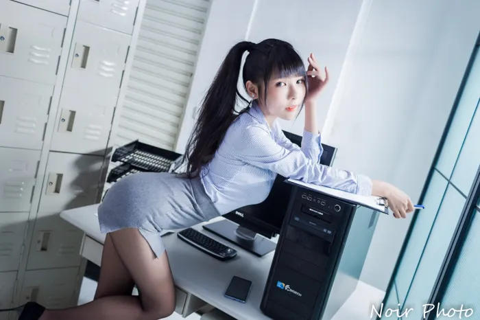 [爱美足] NO.072  依霜 OL黑丝 高跟美腿外拍 街拍#[37P]-15