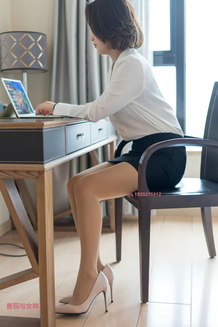 [爱美足] NO.034 木子的小包裙 街拍#[97P]-13