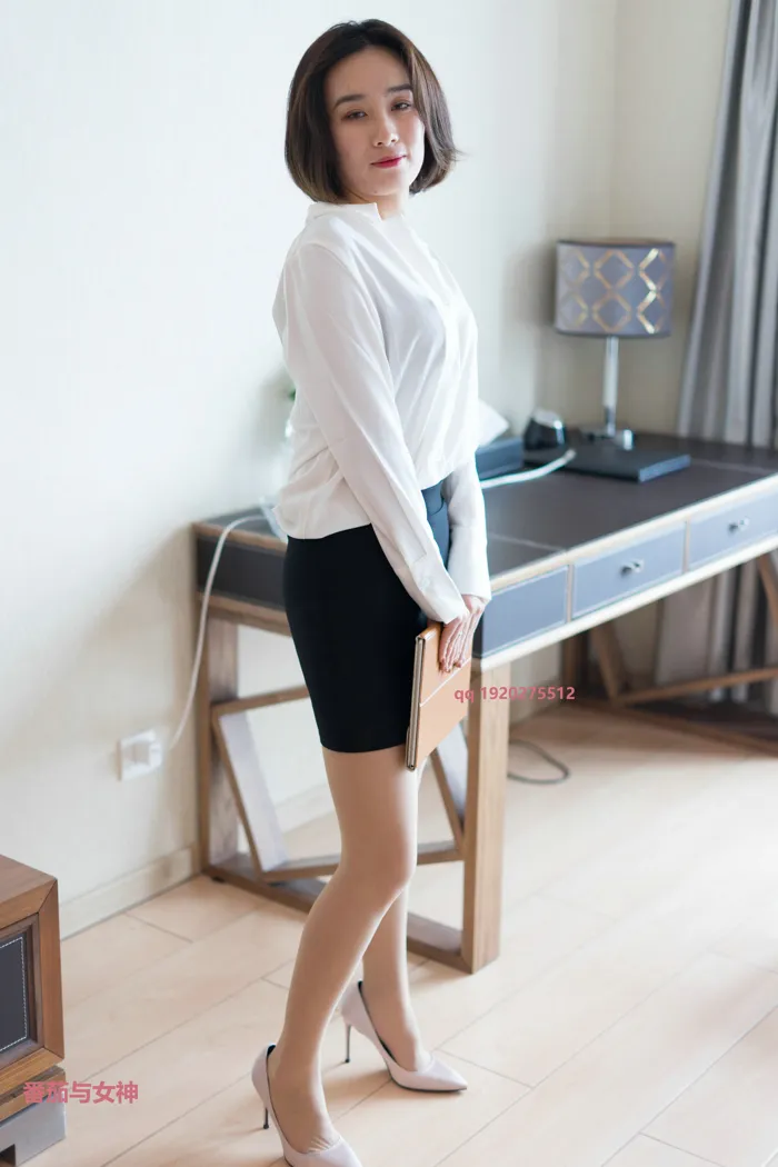 [爱美足] NO.034 木子的小包裙 街拍#[97P]-19