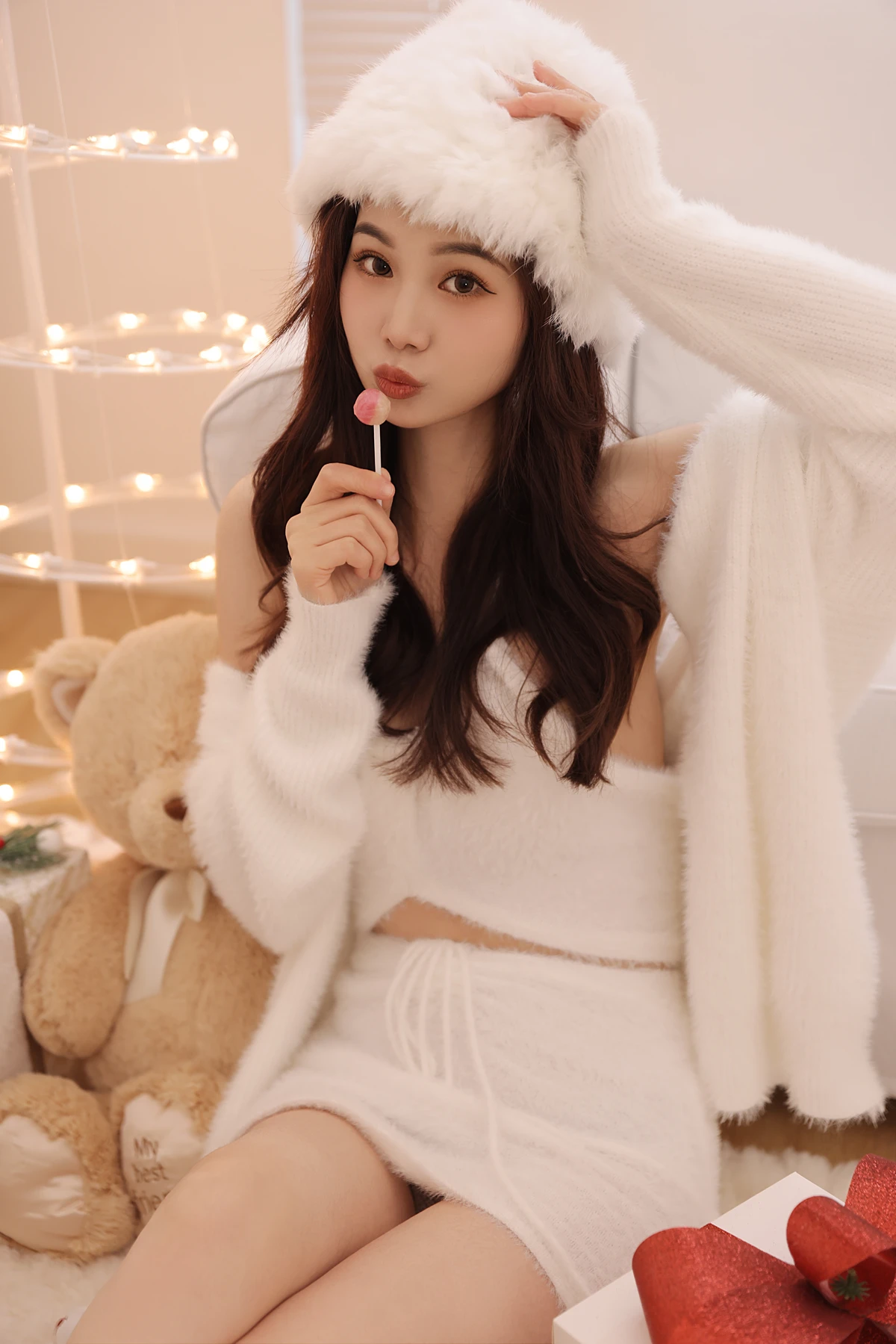 [艺图语] 2022.12.25 Vol.2755 – 圣诞 Juuuudy兒#[23P]-15