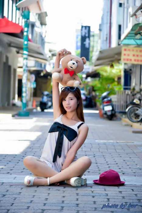 [爱美足] NO.061  方唯真 牛仔短裤 丝袜高跟美腿外拍 街拍#[73P]-3