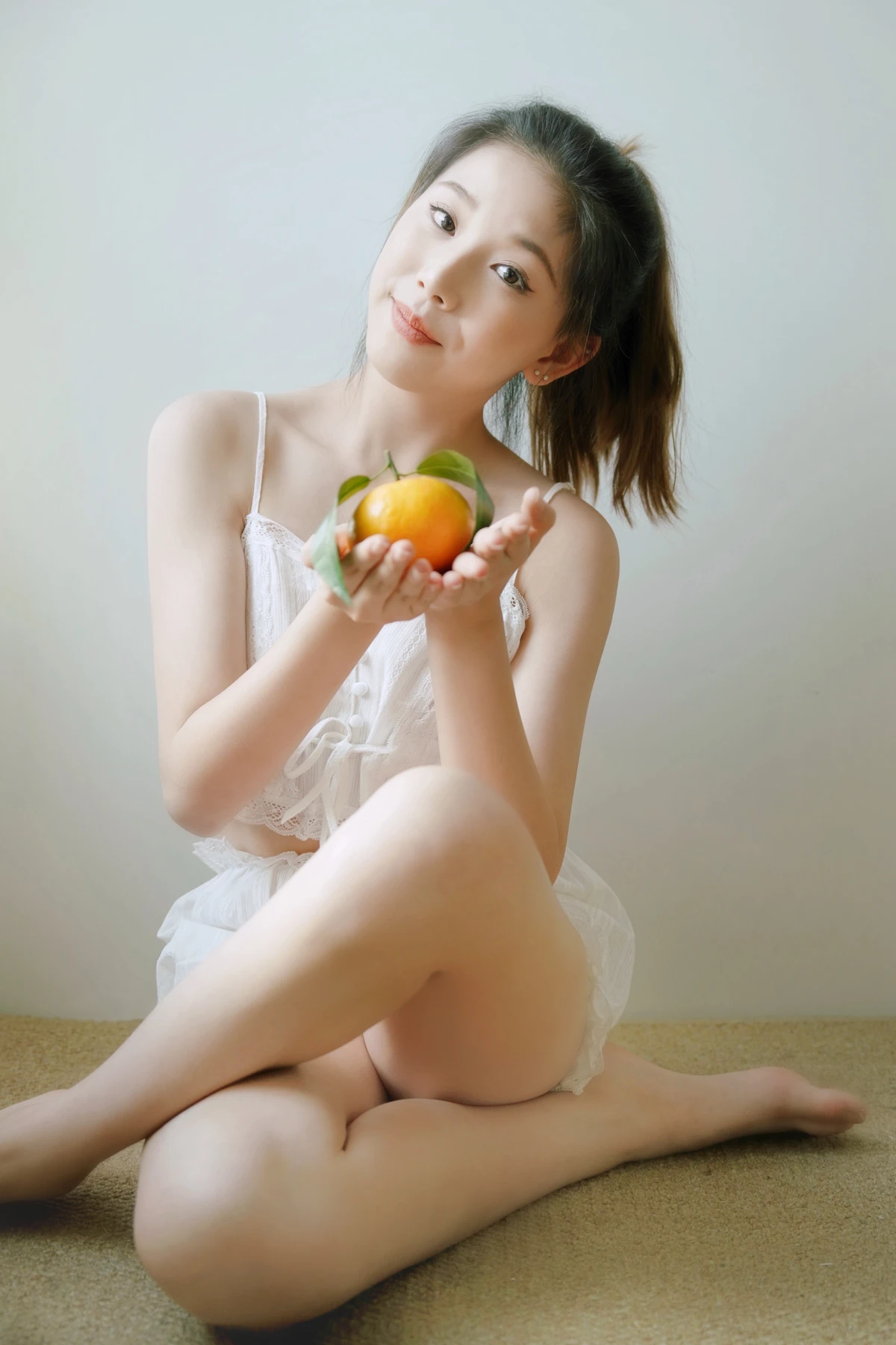 [艺图语] 2022.12.16 Vol.2694 – 淘气的小橙子 小怡#[25P]-21