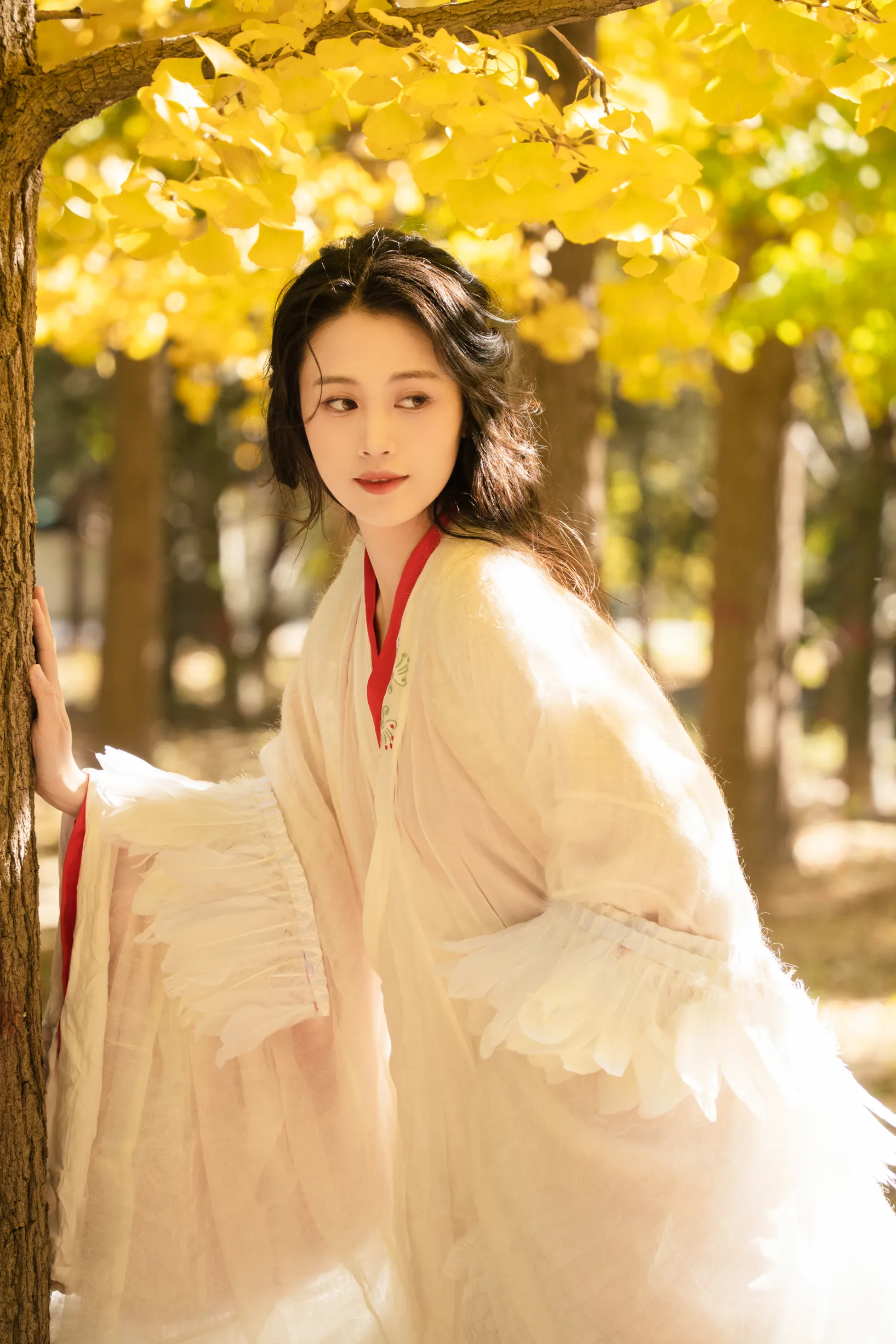 [艺图语] 2022.11.30 Vol.2568 – 银杏 青霜鹅#[26P]-13