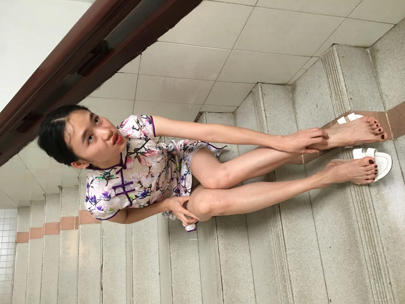 [爱美足] NO.021 男科医生小石的超嫩美足长腿网球场写真 街拍#[80P]-13
