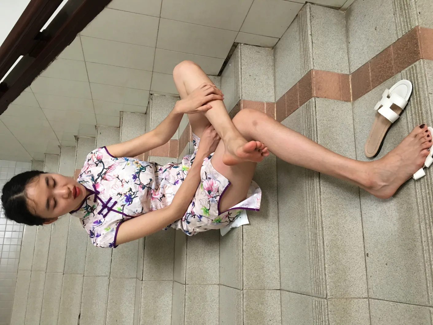 [爱美足] NO.021 男科医生小石的超嫩美足长腿网球场写真 街拍#[80P]-19