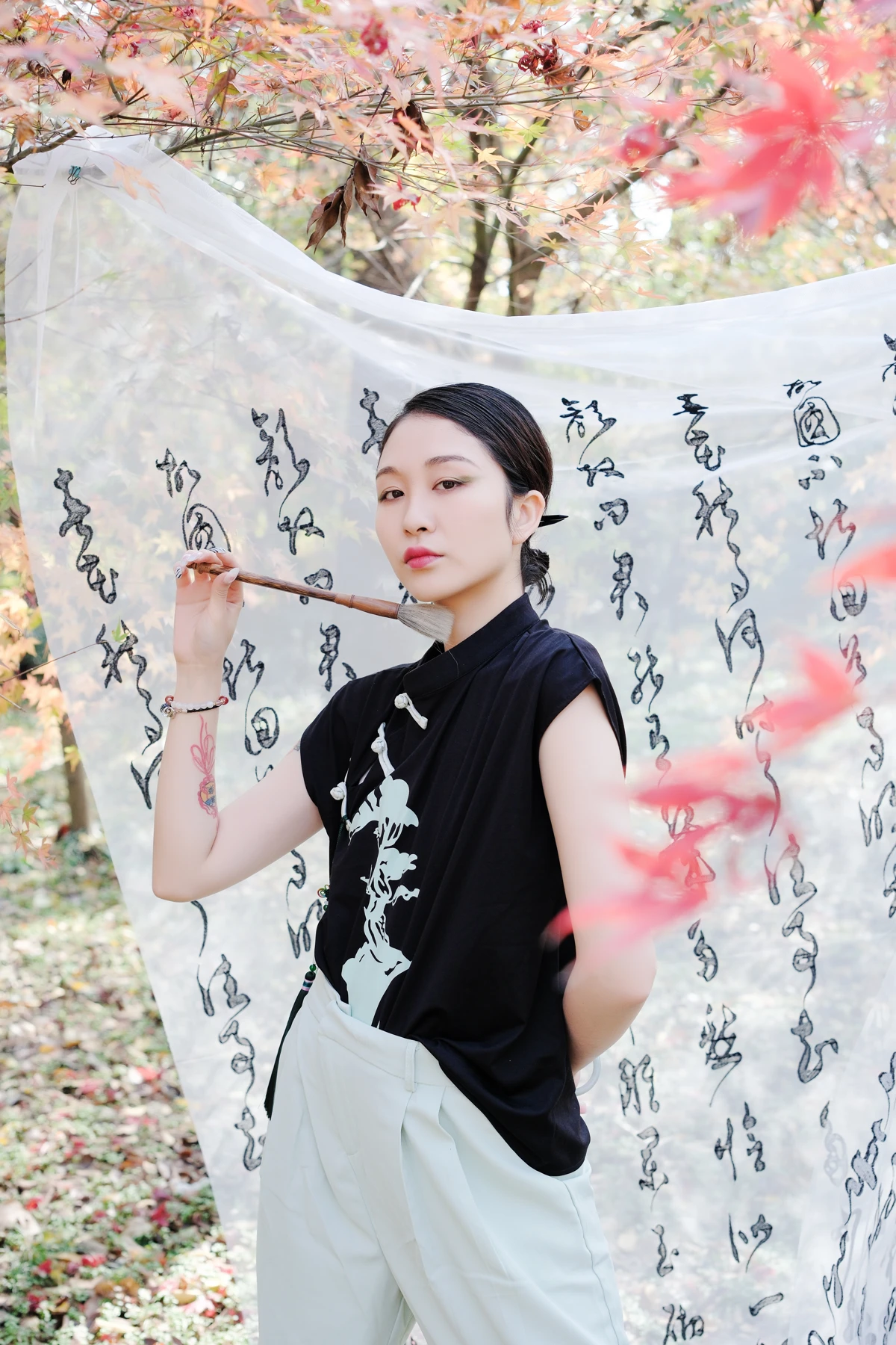 [艺图语] 2022.12.20 Vol.2720 – 一半山林 曹萌#[24P]-9