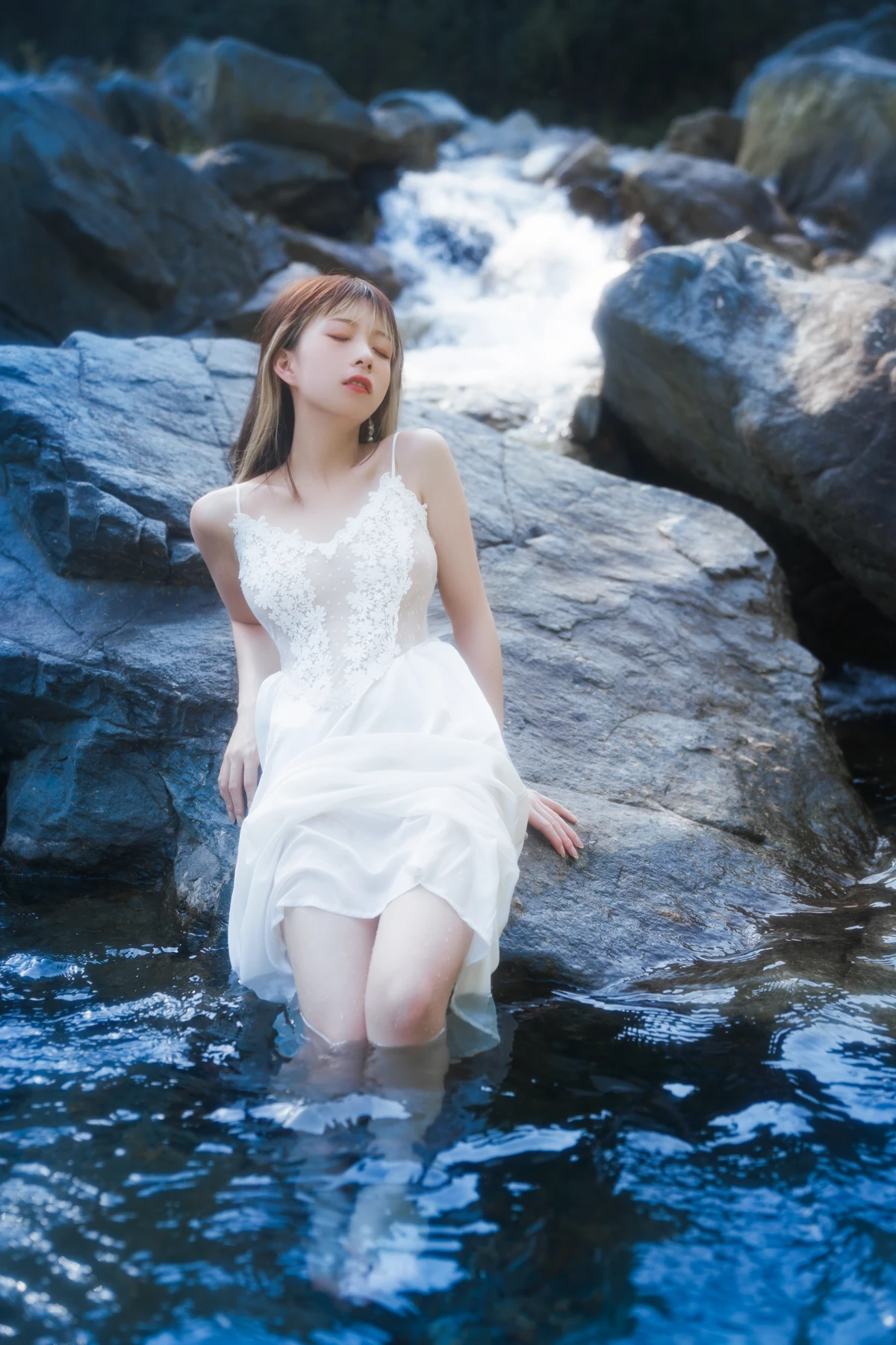 [艺图语] 2023.03.10 Vol.3041 静花照水 清青琴玖#[38P]-22