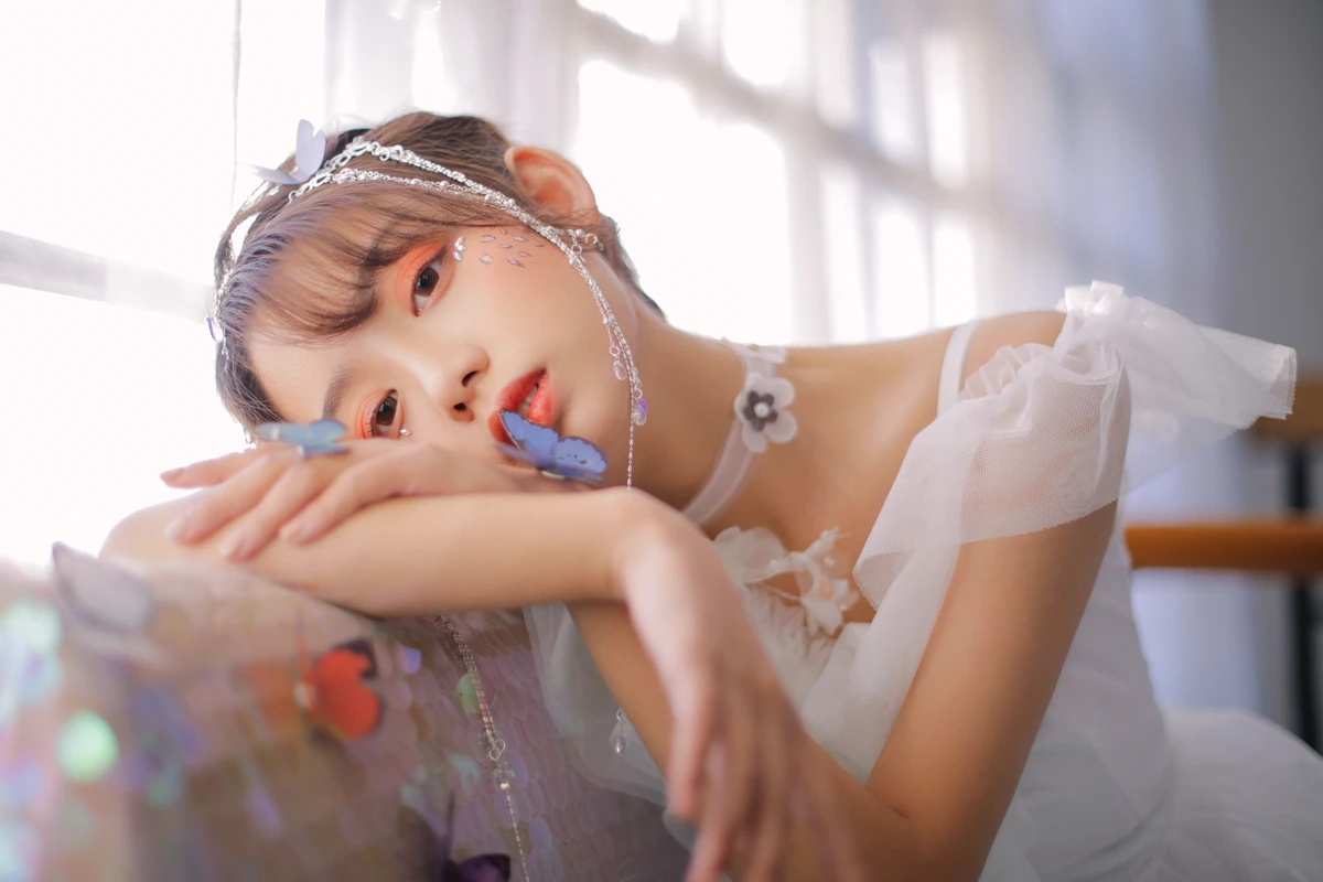 [艺图语] 2023.02.08 Vol.2996 蝶恋 芊芊#[43P]-8