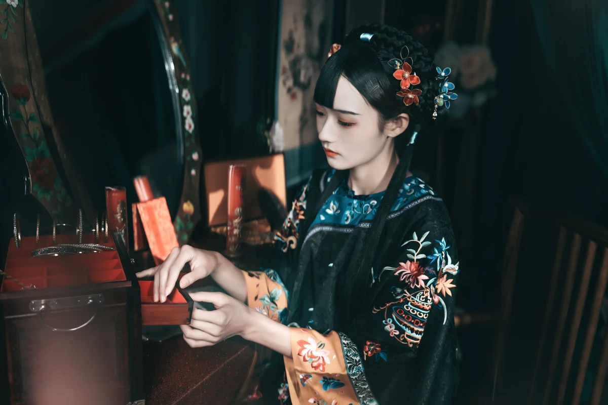 [YITUYU] 2023.01.01 Vol.2809 – Old Dreams of the Qing Dynasty Rabbit Zzz won't eat carrots#[42P]-9