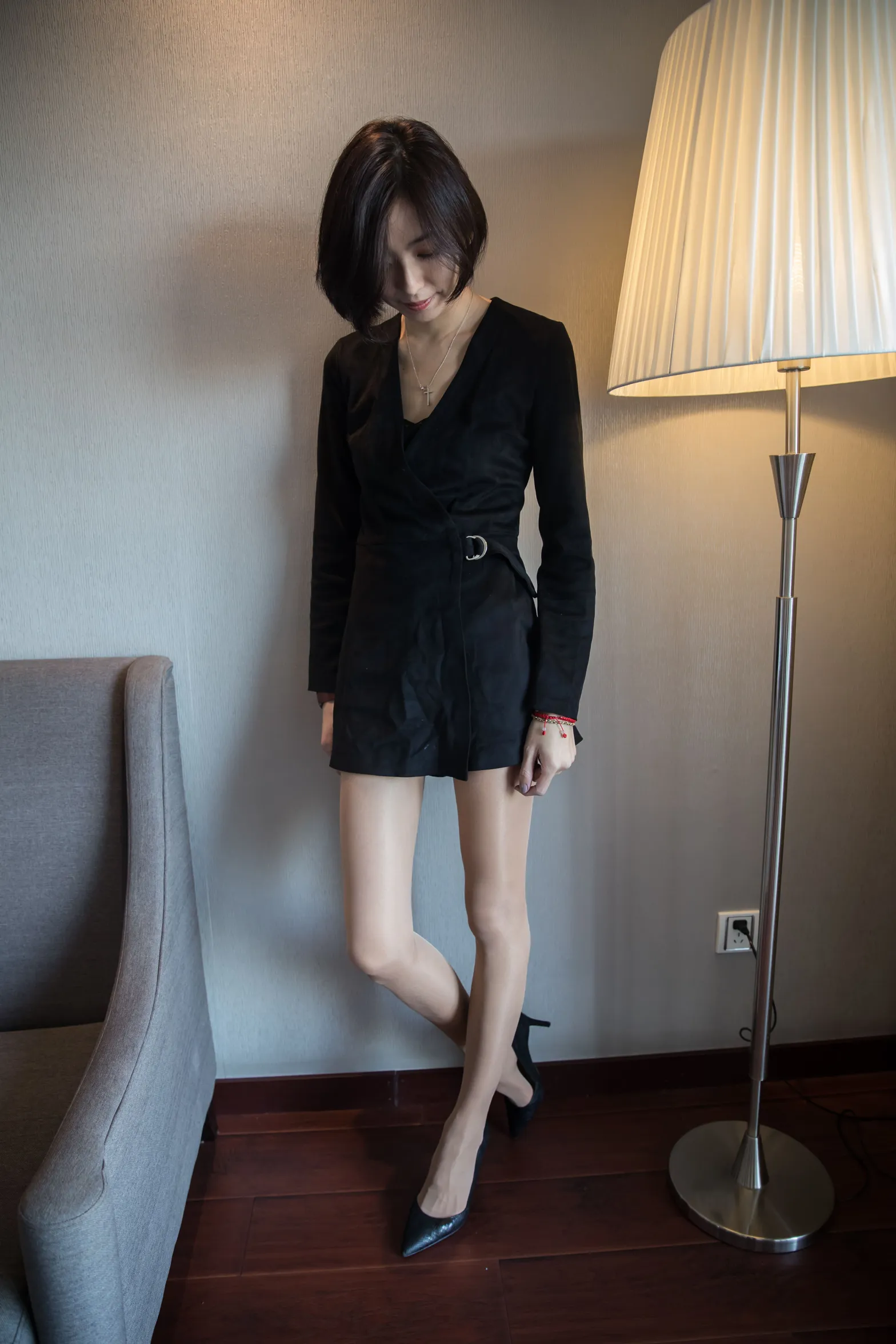 [爱美足] NO.120 酒店骨感美女肉丝高跟 街拍#[88P]-26