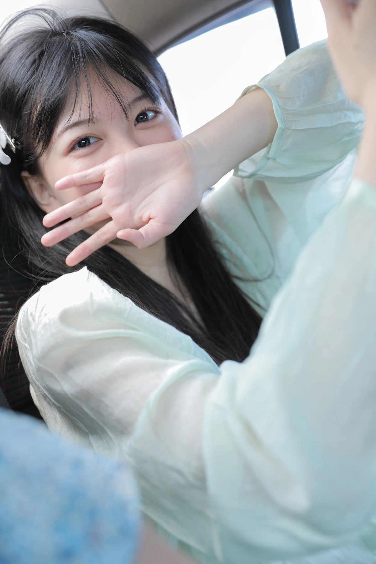 [艺图语] 2023.01.08 Vol.2869 – 永远喜欢清透氧气的夏天 秋阳邑禾#[22P]-13