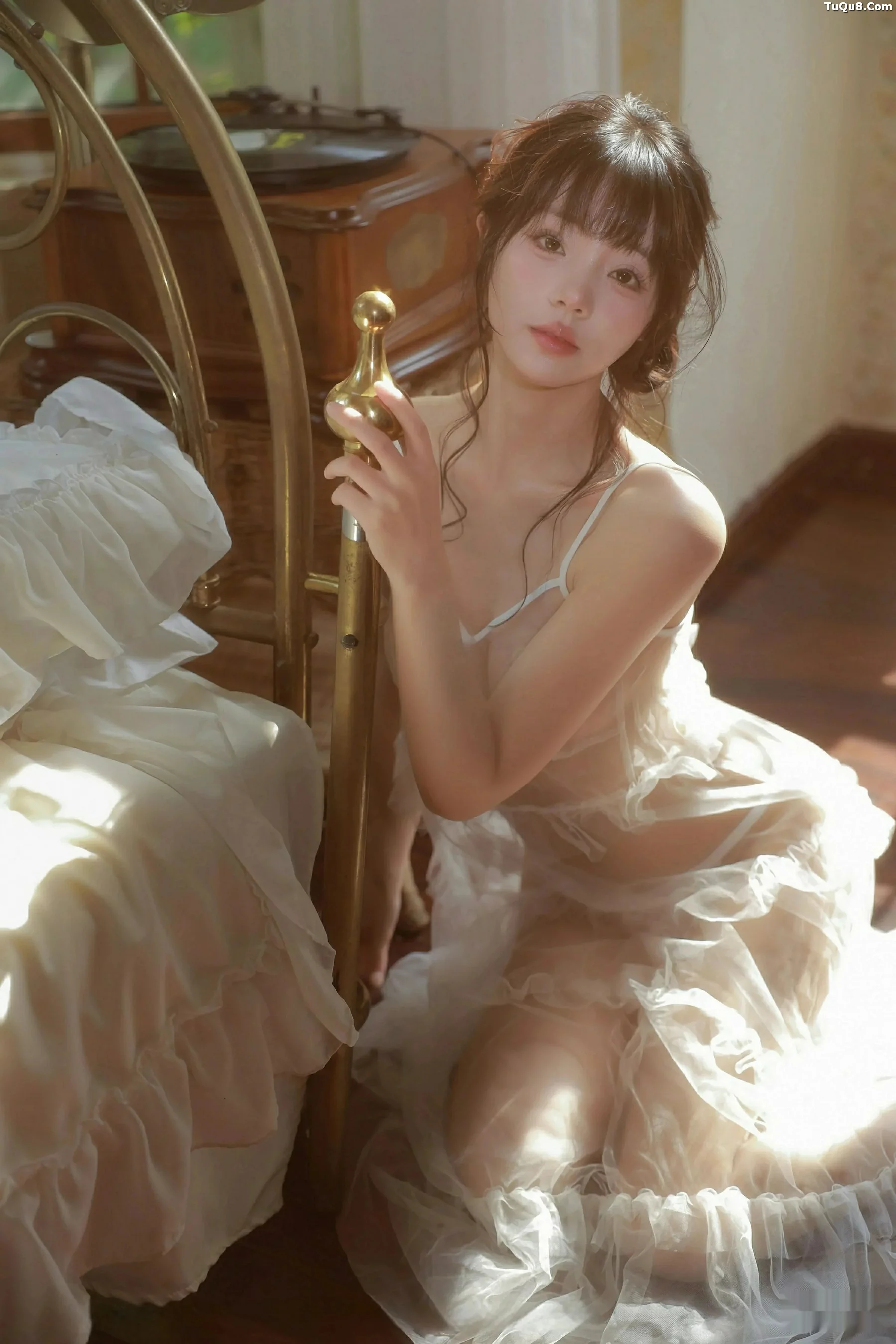 [秀人网] 2025.09.24 No.10799 佘贝拉#[73P]-12