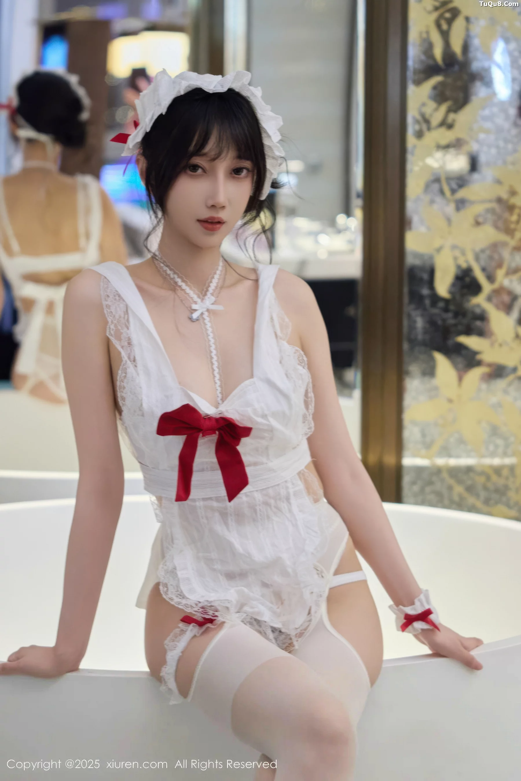 [秀人网] 2025.09.29 No.10827 玥儿玥#[64P]-1