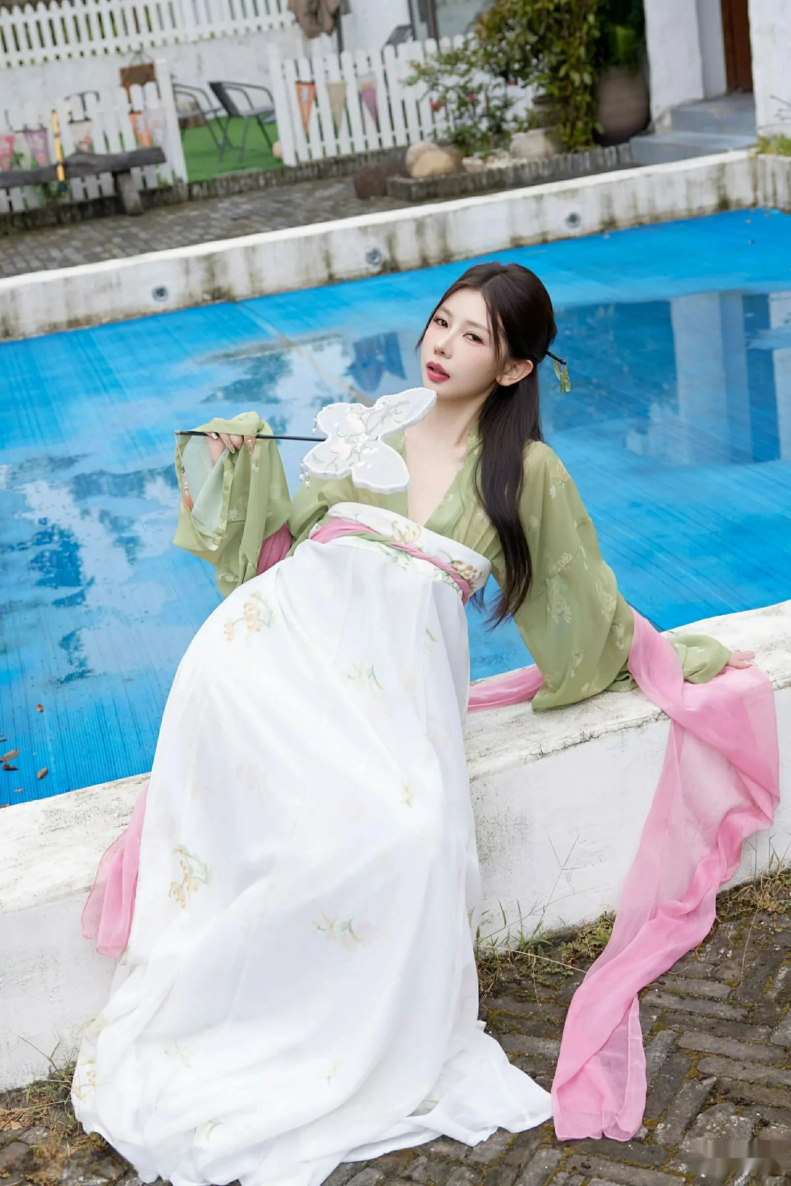 [秀人网] 2025.09.30 No.10834 尹甜甜#[83P]-1