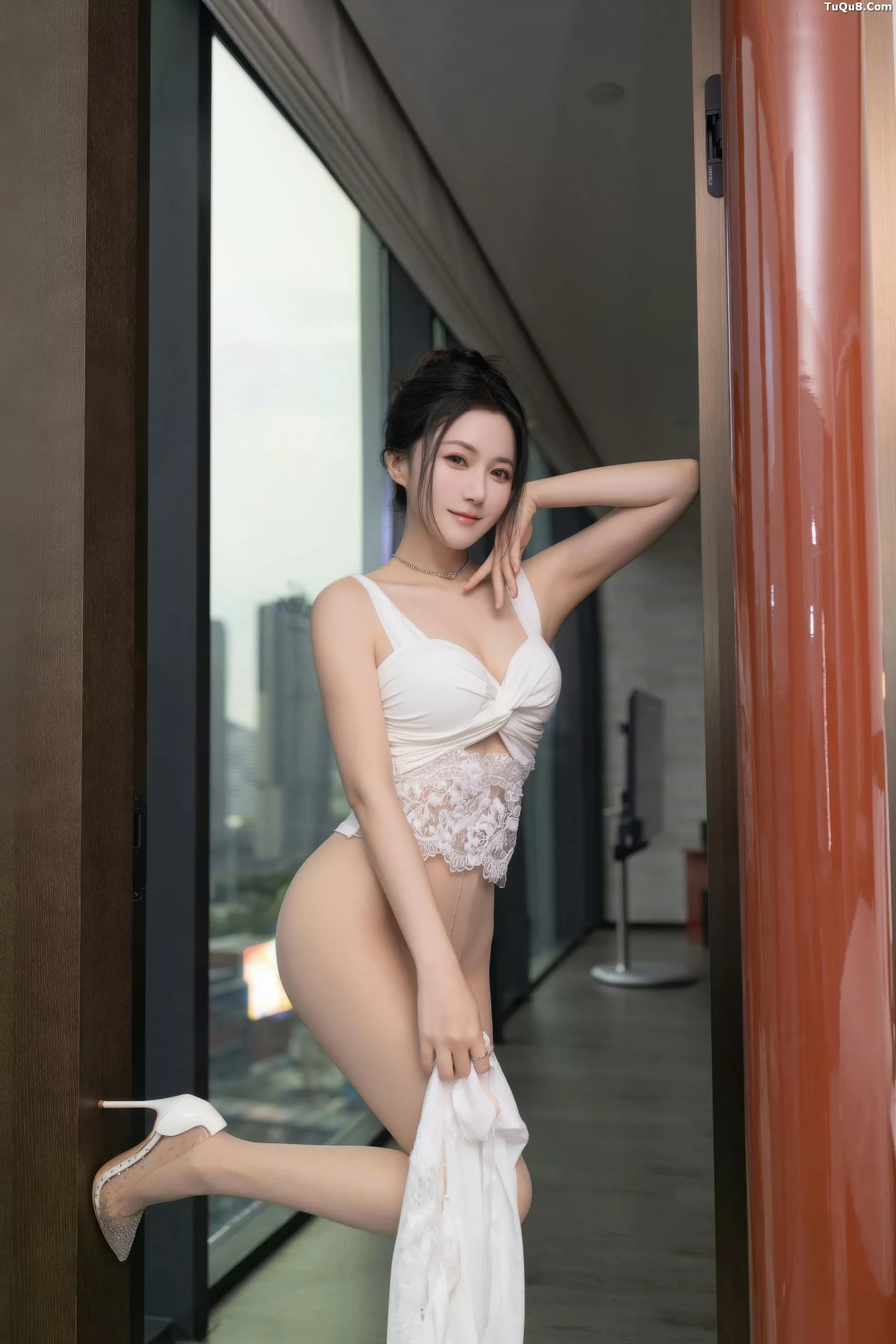 [秀人网] 2025.10.24 No.10911 鱼子酱#[76P]-1