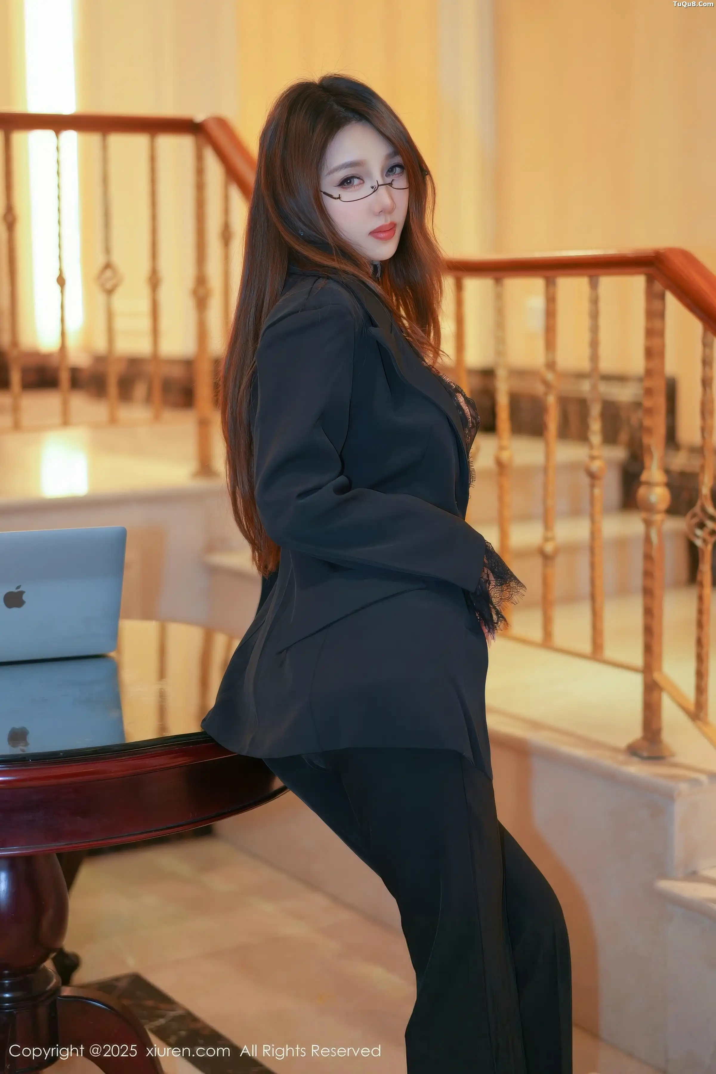 [秀人网] 2025.11.19 No.11007 Twins- 夭夭#[82P]-17
