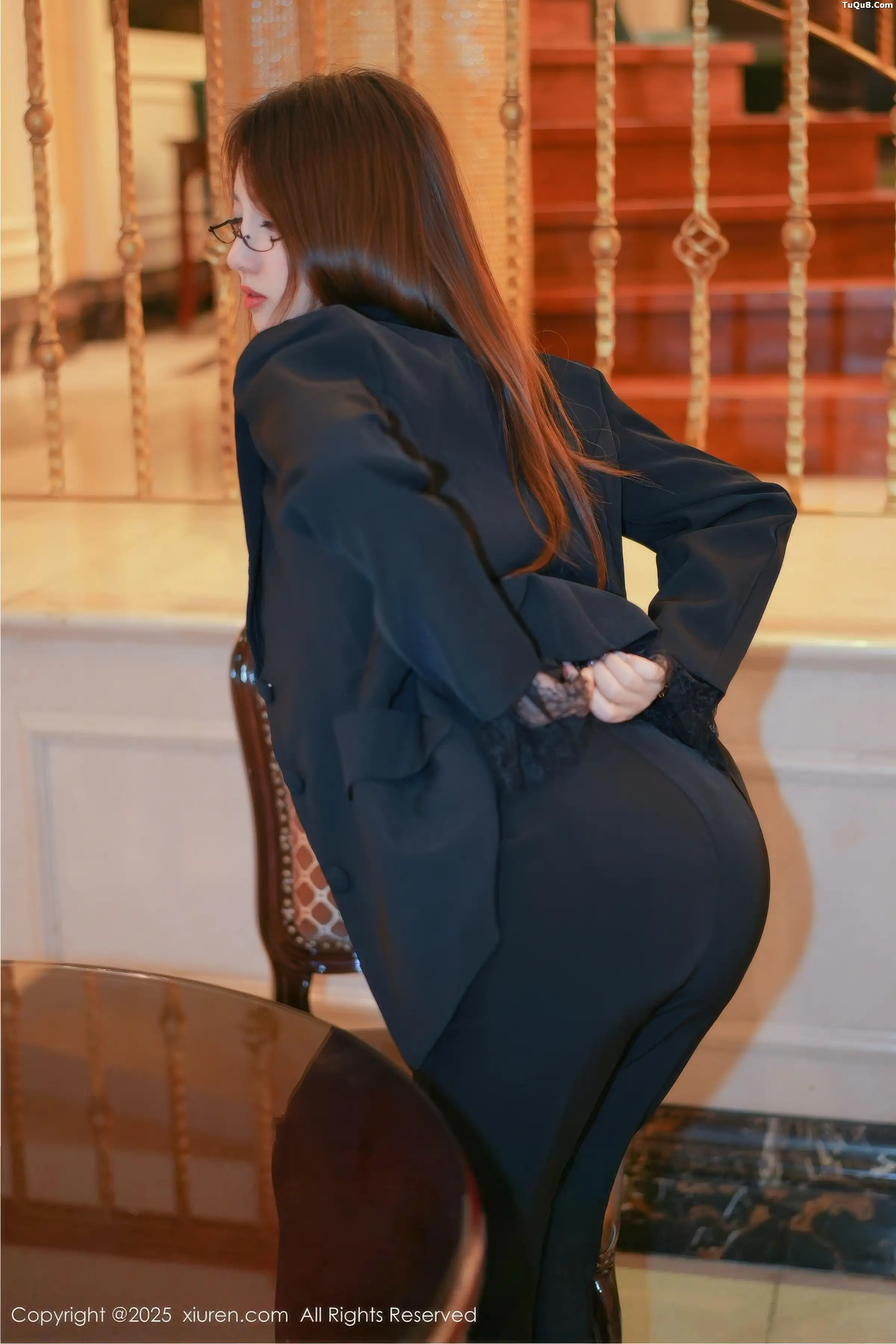 [秀人网] 2025.11.19 No.11007 Twins- 夭夭#[82P]-24