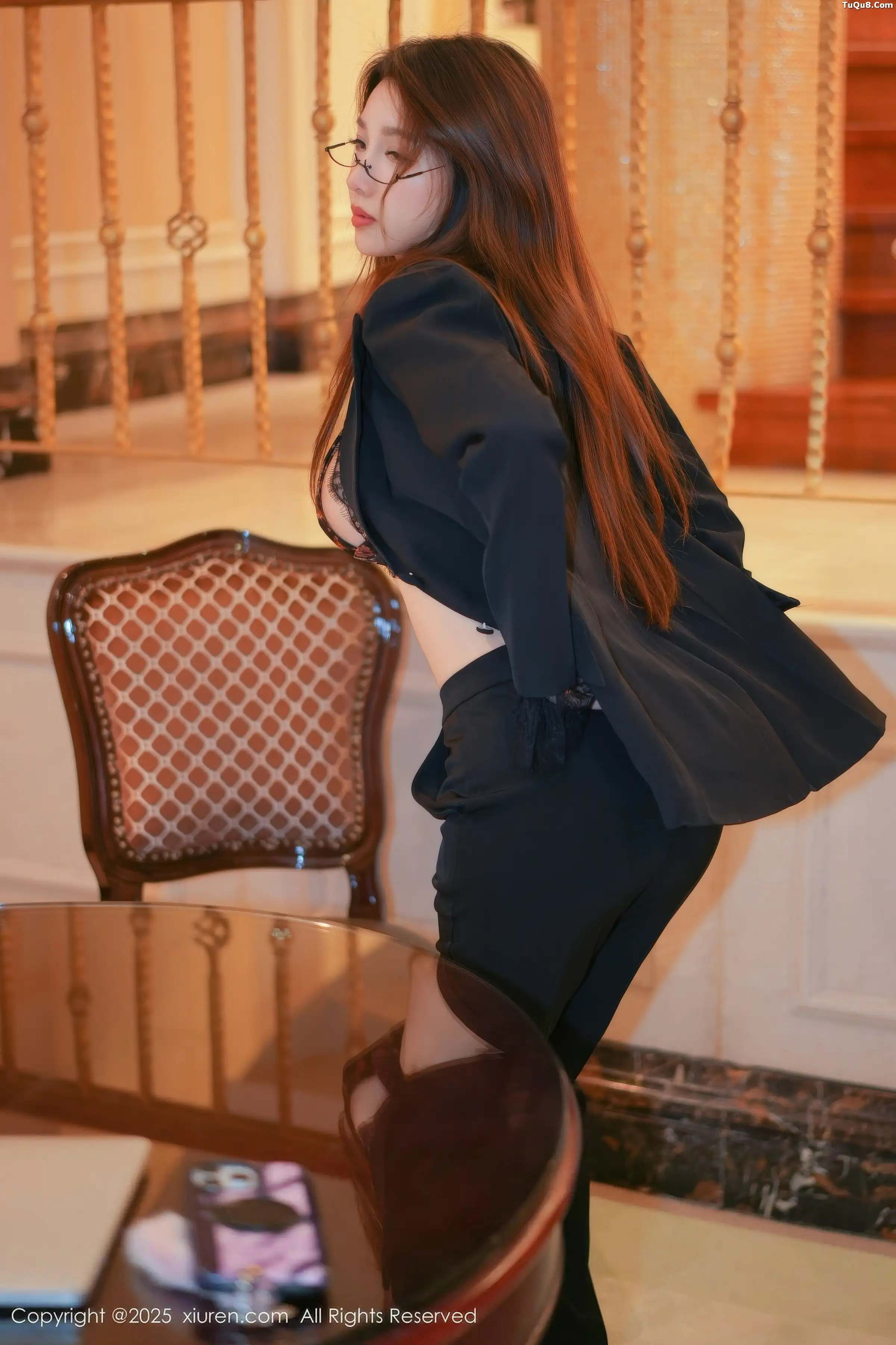 [秀人网] 2025.11.19 No.11007 Twins- 夭夭#[82P]-25