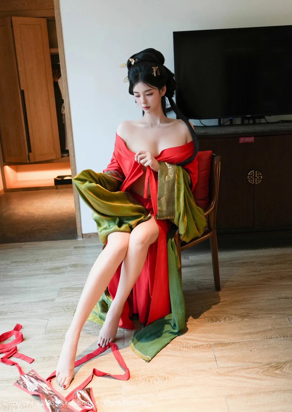 [秀人网] 2025.04.09 No.10126 雪糕CiCi#[69P]-1