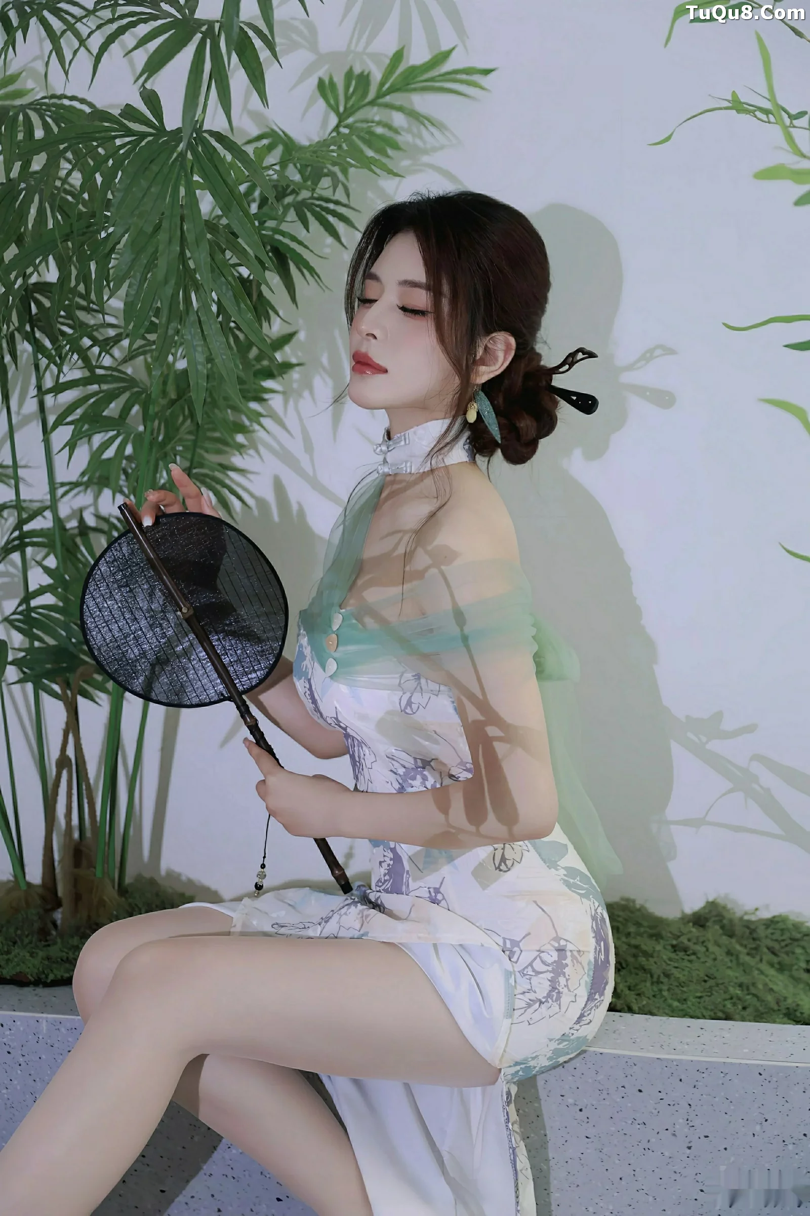 [秀人网] 2025.08.27 No.10694 阿依莎#[82P]-2